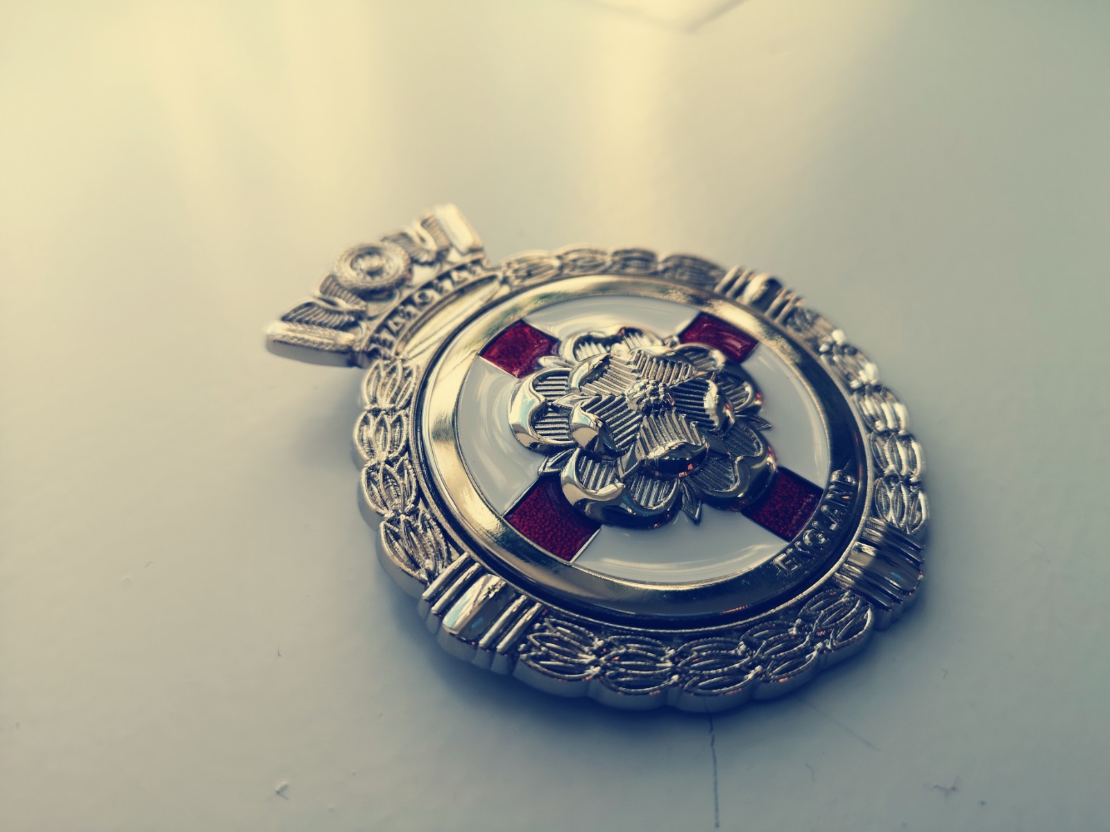 Rose of England grill Badge Emblem badge for Jaguar,Rover,Healey,Triumph,Morgan Rose of England grill Badge Emblem badge for Jaguar,Rover,Healey,Triumph,Morgan