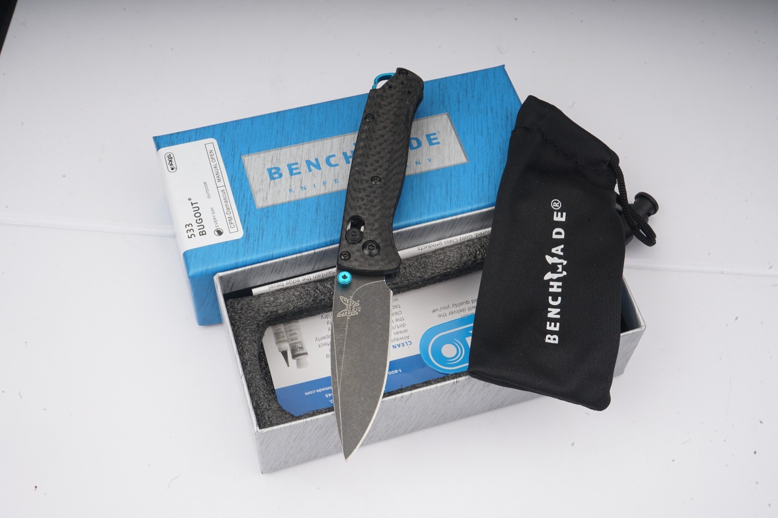 Benchmade 535 Bugout CPM S90V Carbon Fiber AXIS Lock Folding EDC Knife