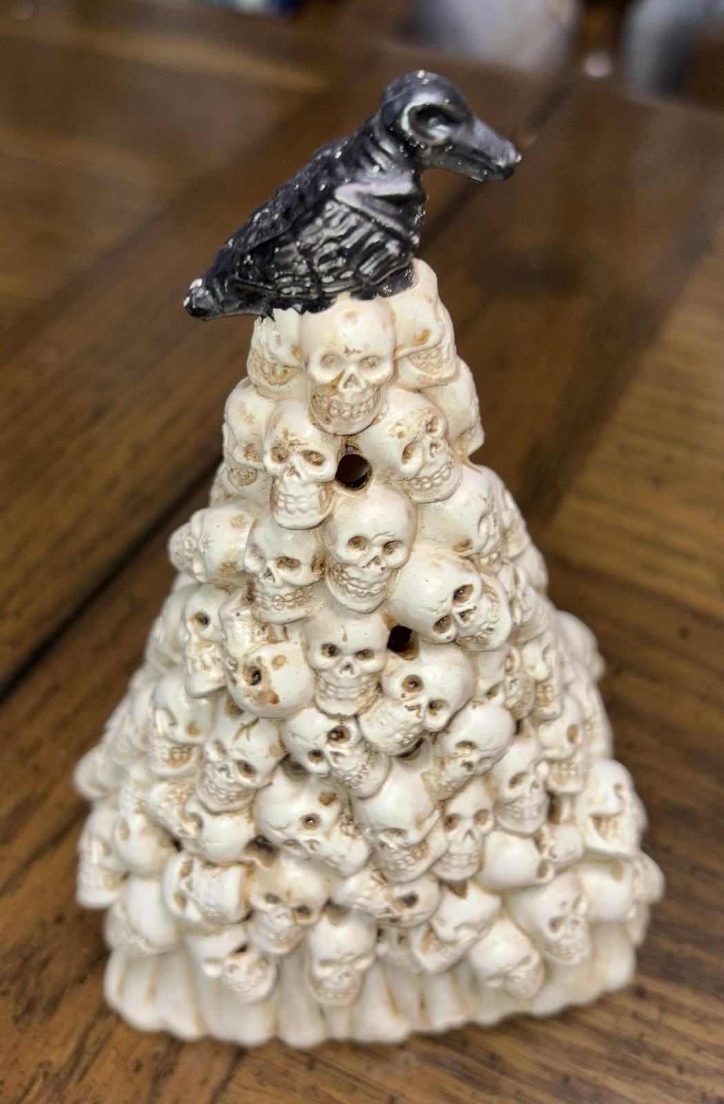 Halloween Morphing Light Up Stacked SKULLS Black Crow  Video in listing spooky