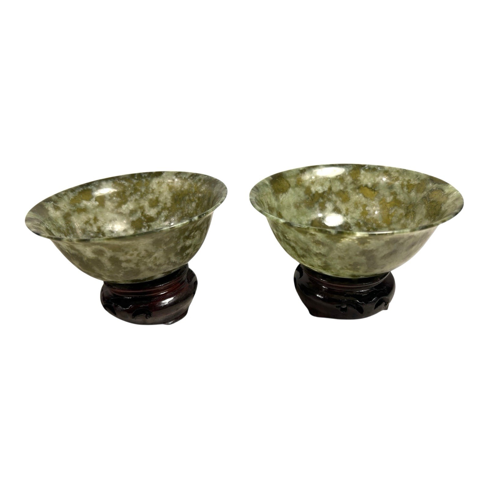 Vintage Set of Two 2 Spinach Jade Bowls from China in Presentation Box Vintage Set of Two 2 Spinach Jade Bowls from China in Presentation Box