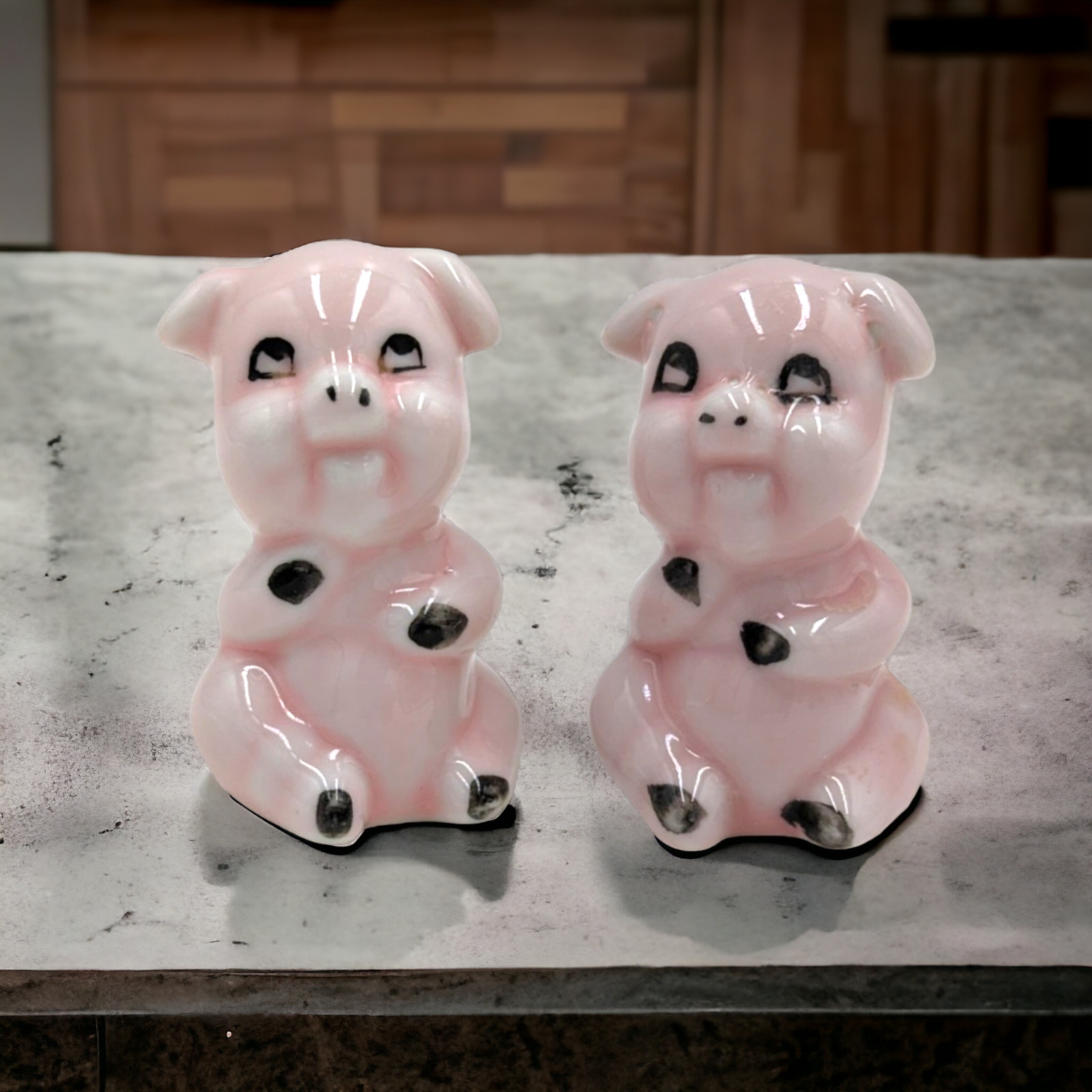 Vintage Porcelain Ceramic Miniature Pink Pigs Pair Of Figurines Countrycore