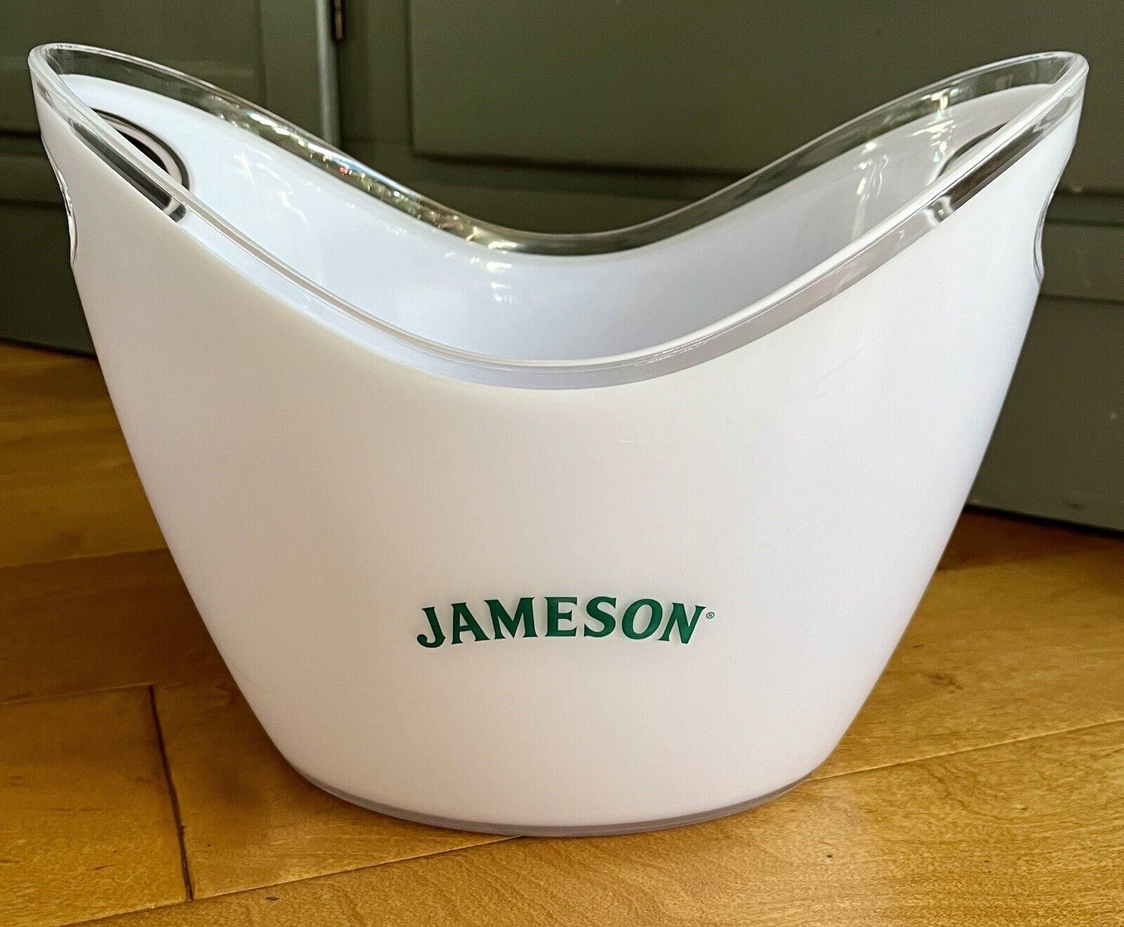 Jameson Irish Whiskey Thick Acrylic White Bottle Service Ice Bucket *BRAND NEW*