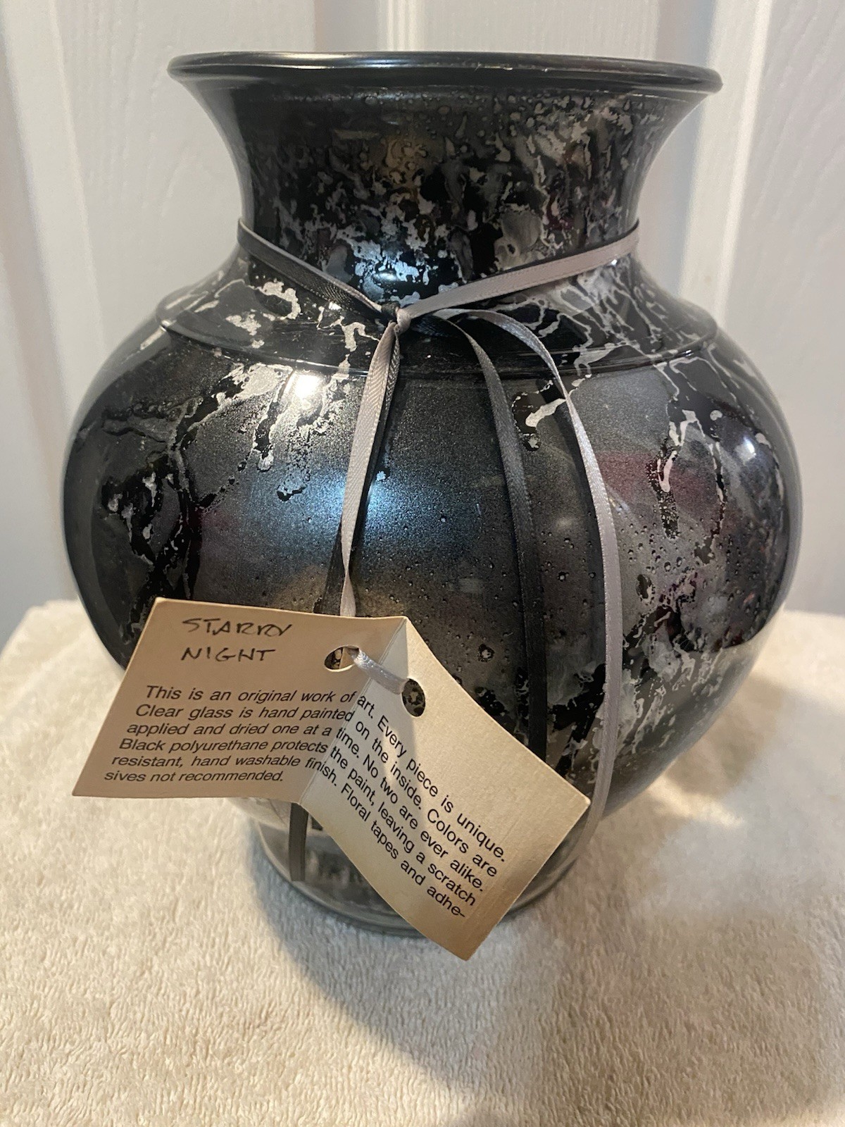 A Nielsen-Nisley Artworks Hand Painted Vase A Nielsen-Nisley Artworks Hand Painted Vase