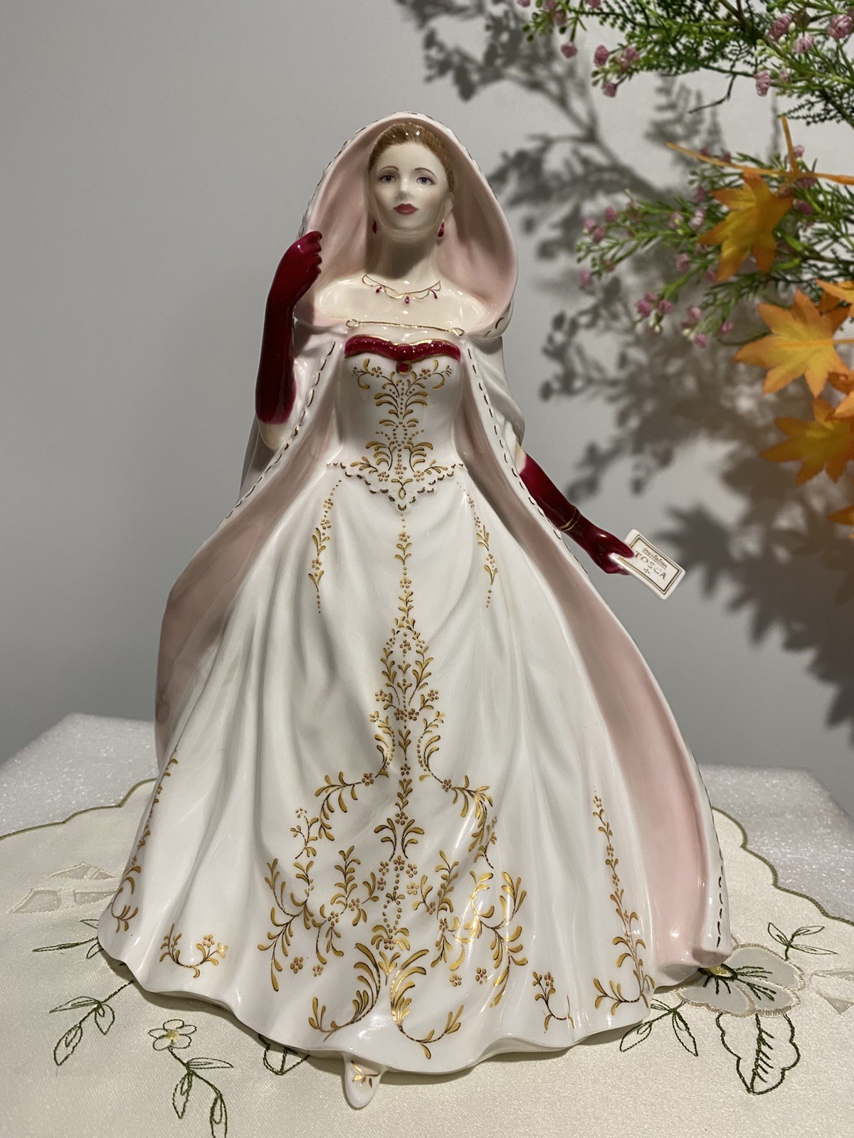 Royal Worcester First Night at The Opera, LE 4950