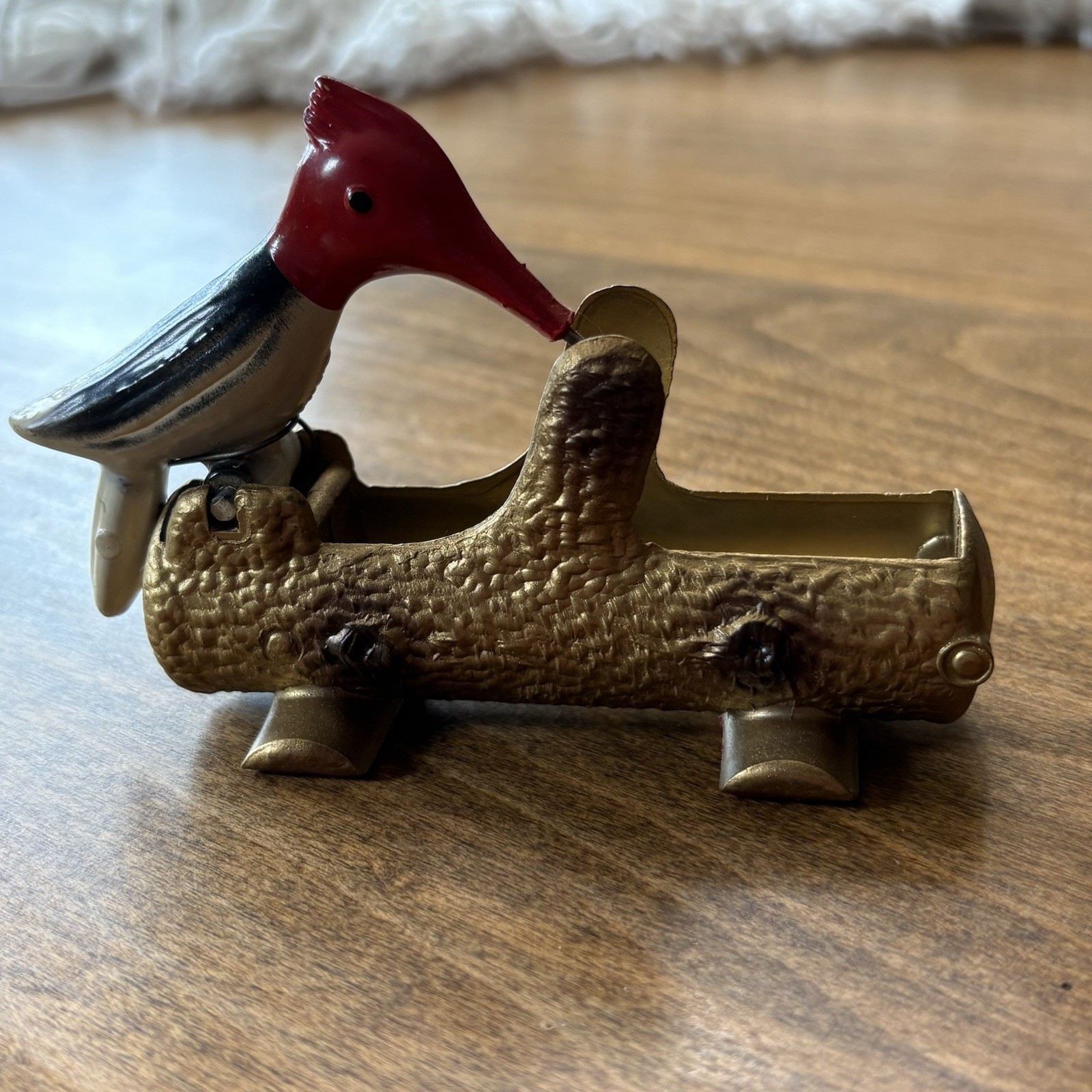 VTG 1950s Cast Iron Woodpecker On Log Toothpick Dispenser 4x3x2 Home Decor 