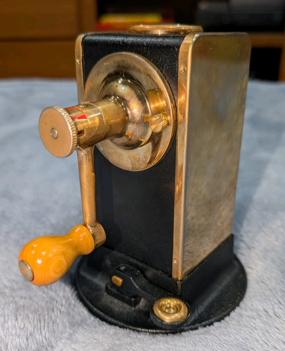 Vintage El Casco M-430 Pencil Sharpener 23KT Gold Plated Made in Spain #J