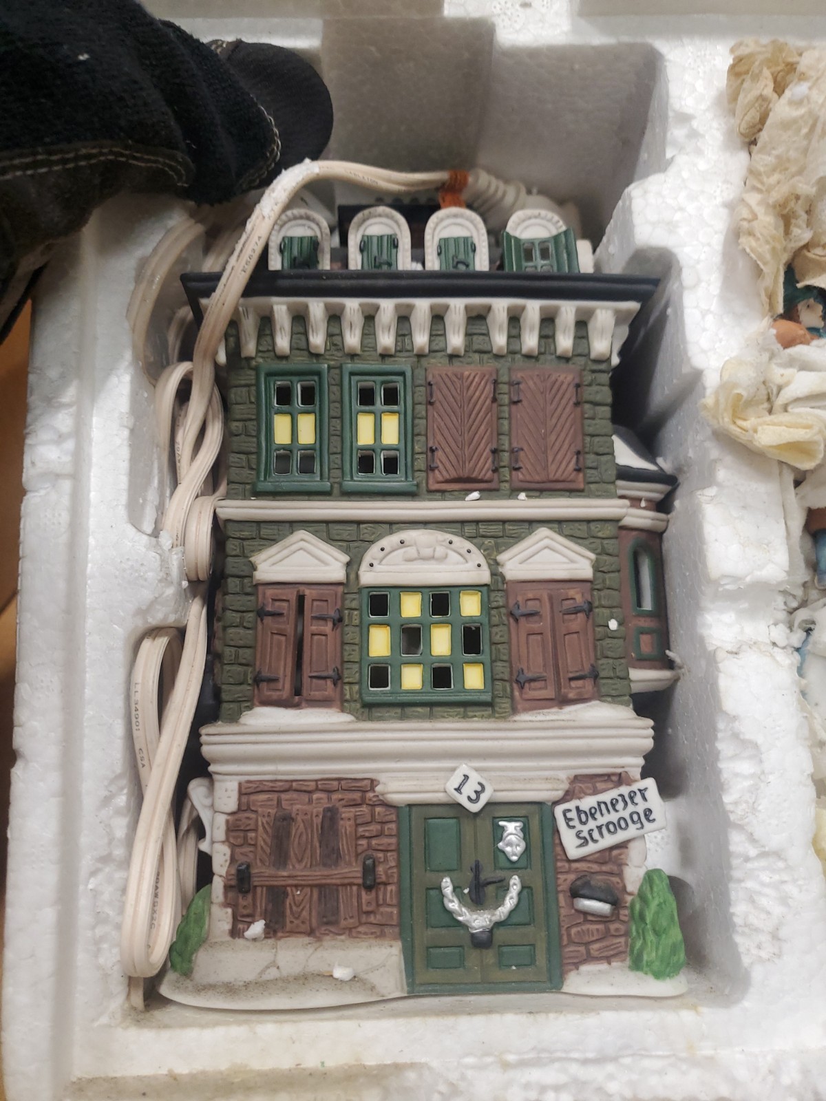Dept 56 Heritage Dickens Village The Flat of Ebenezer Scrooge A Christmas Carol