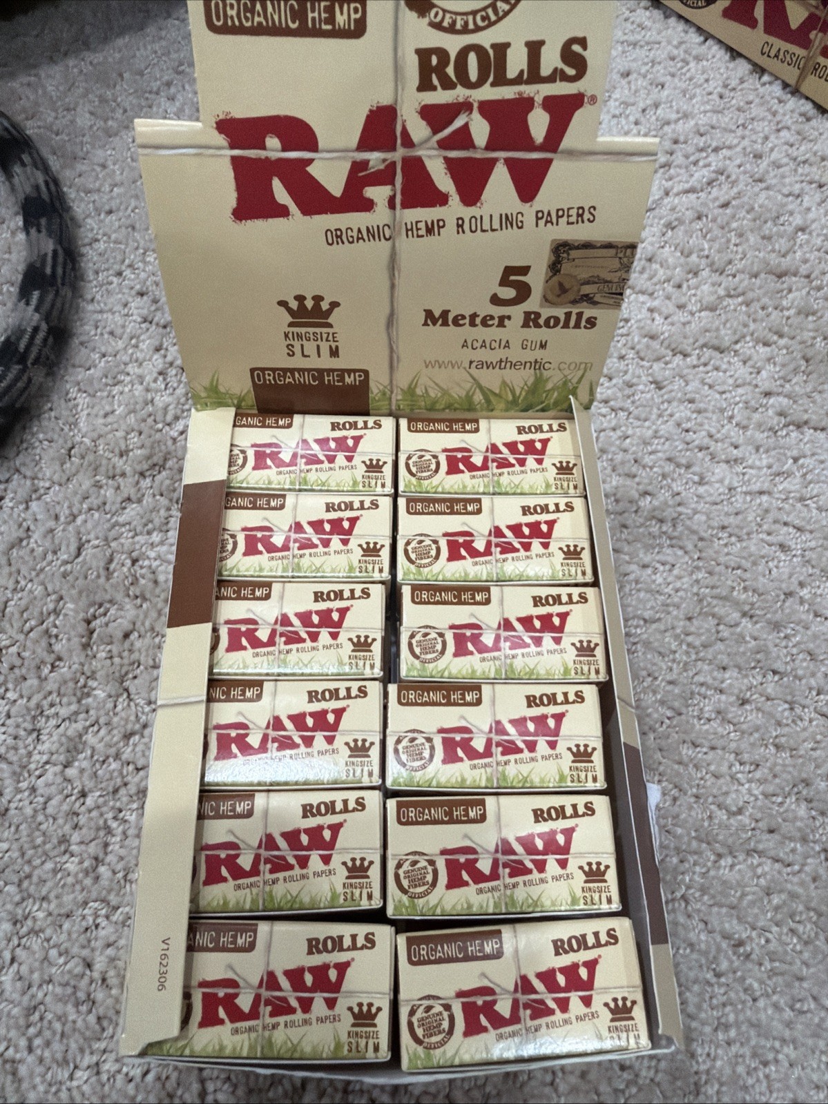 12 Boxes Raw Classic Single Wide Natural Unrefined 5 Meter Rolls Rolling Papers 12 Boxes Raw Classic Single Wide Natural Unrefined 5 Meter Rolls Rolling Papers