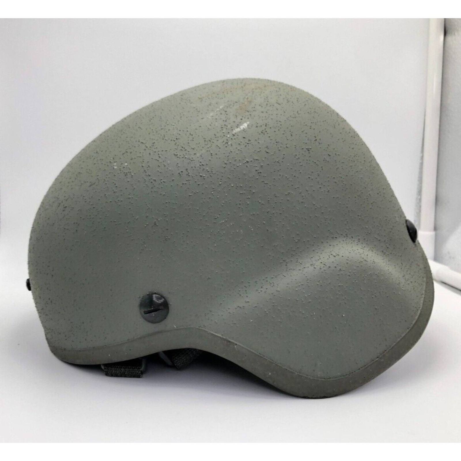 GENTEX Advanced Combat Helmet Size Small, DOM: 08/13, LOT NO. 316 - ARMY GENTEX Advanced Combat Helmet Size Small, DOM: 08/13, LOT NO. 316 - ARMY