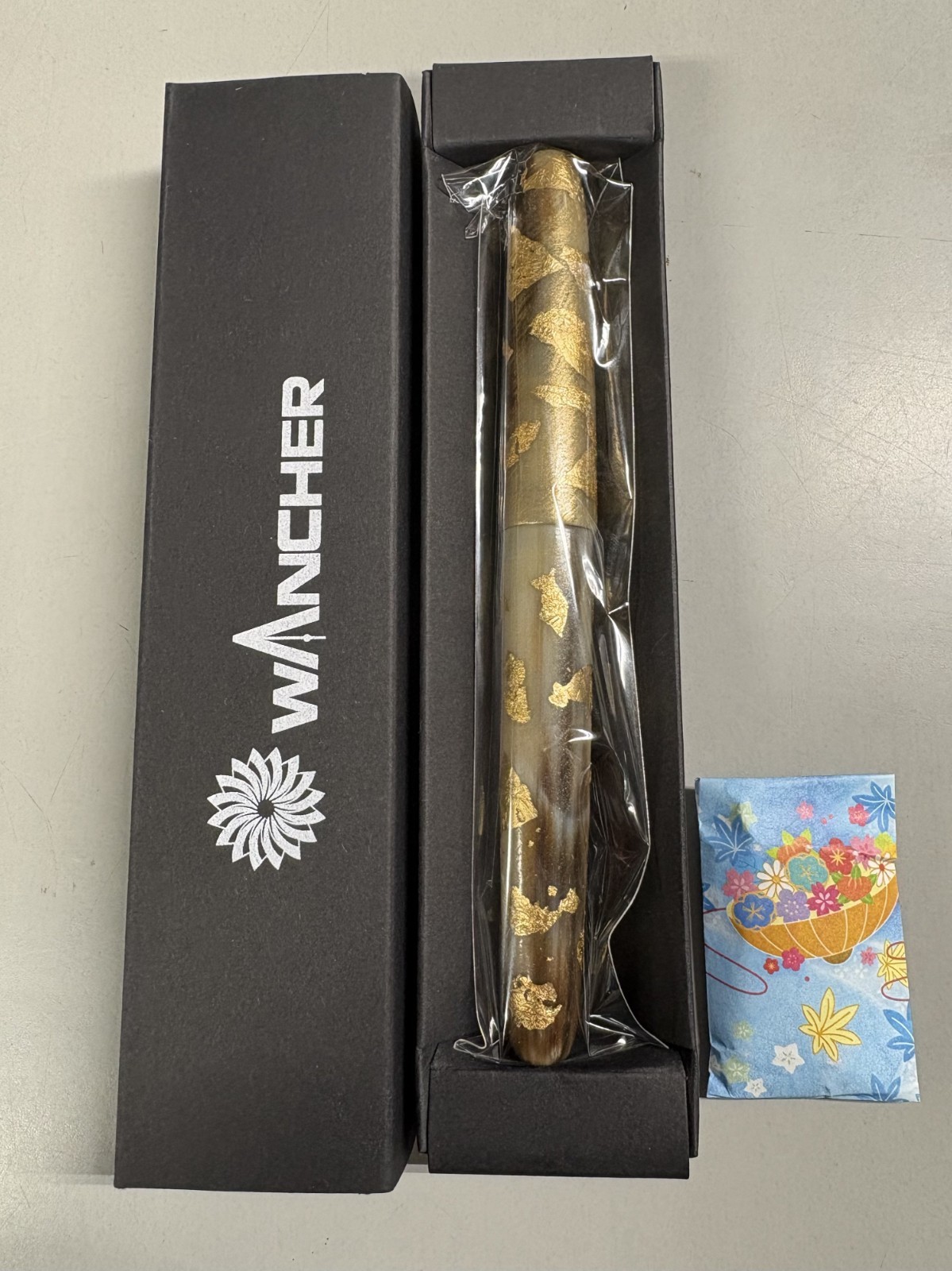 Wancher Dream Pen Buffalo Horn Fountain Pen - Gold Leaf Overlay Finish - M Nib