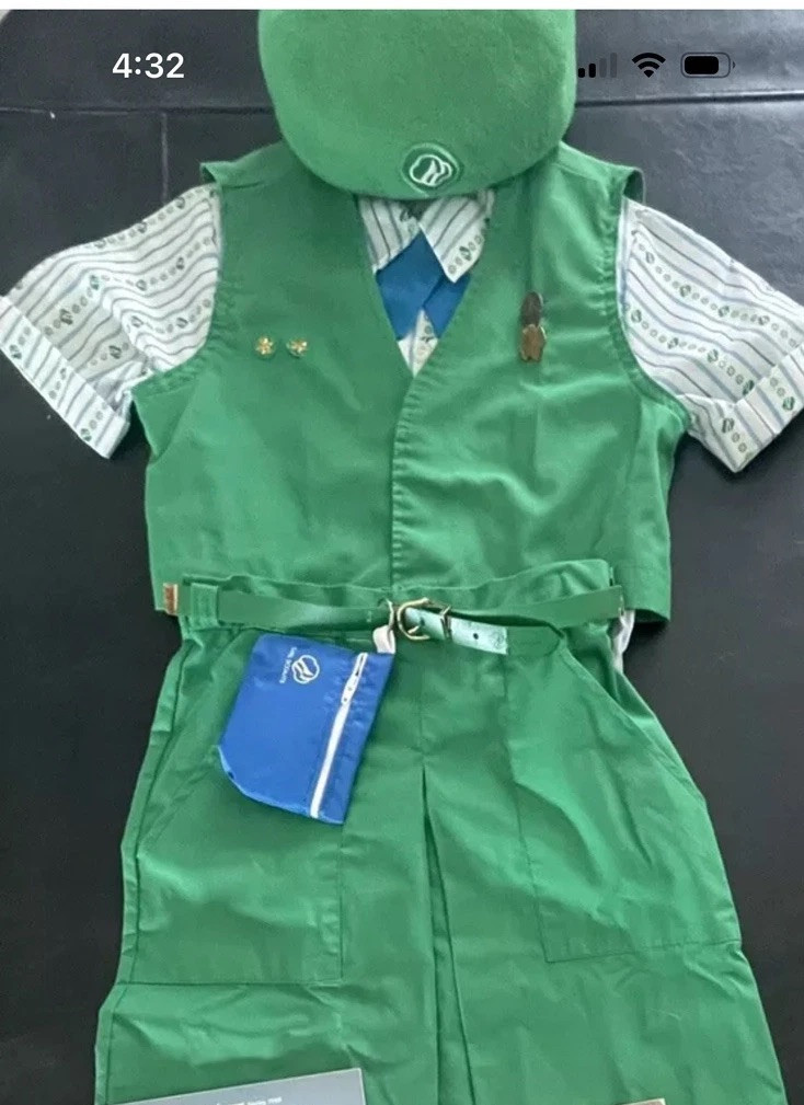 REDUCED VERY NICE Vintage 1985 JUNIOR Girl Scout UNIFORM-COIN PURSE-HAT-TIE