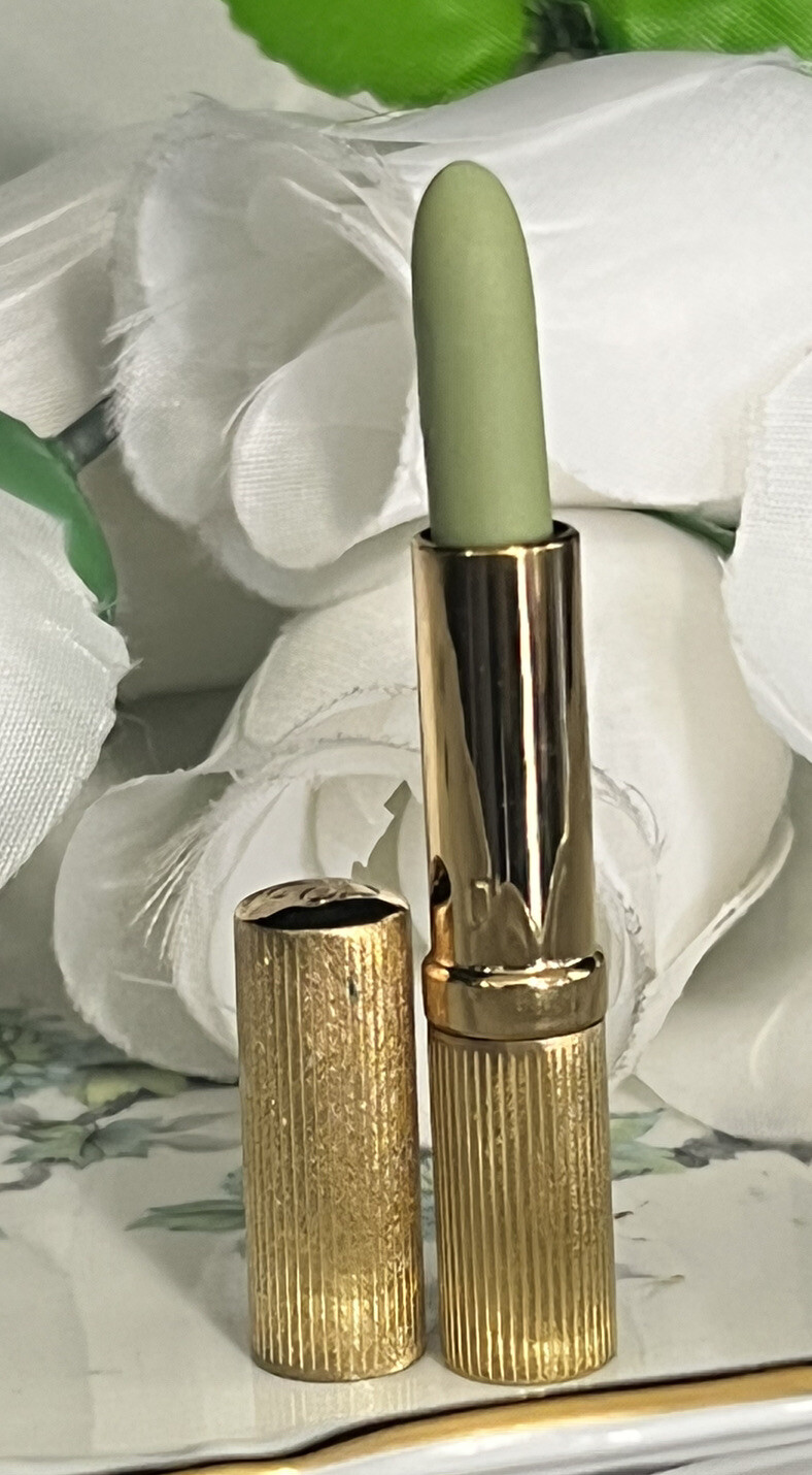 VINTAGE REVLON COLLECTIBLE EYE SHADOW STICK GOLD TUBE PALE PISTACHIO NEW VINTAGE REVLON COLLECTIBLE EYE SHADOW STICK GOLD TUBE PALE PISTACHIO NEW
