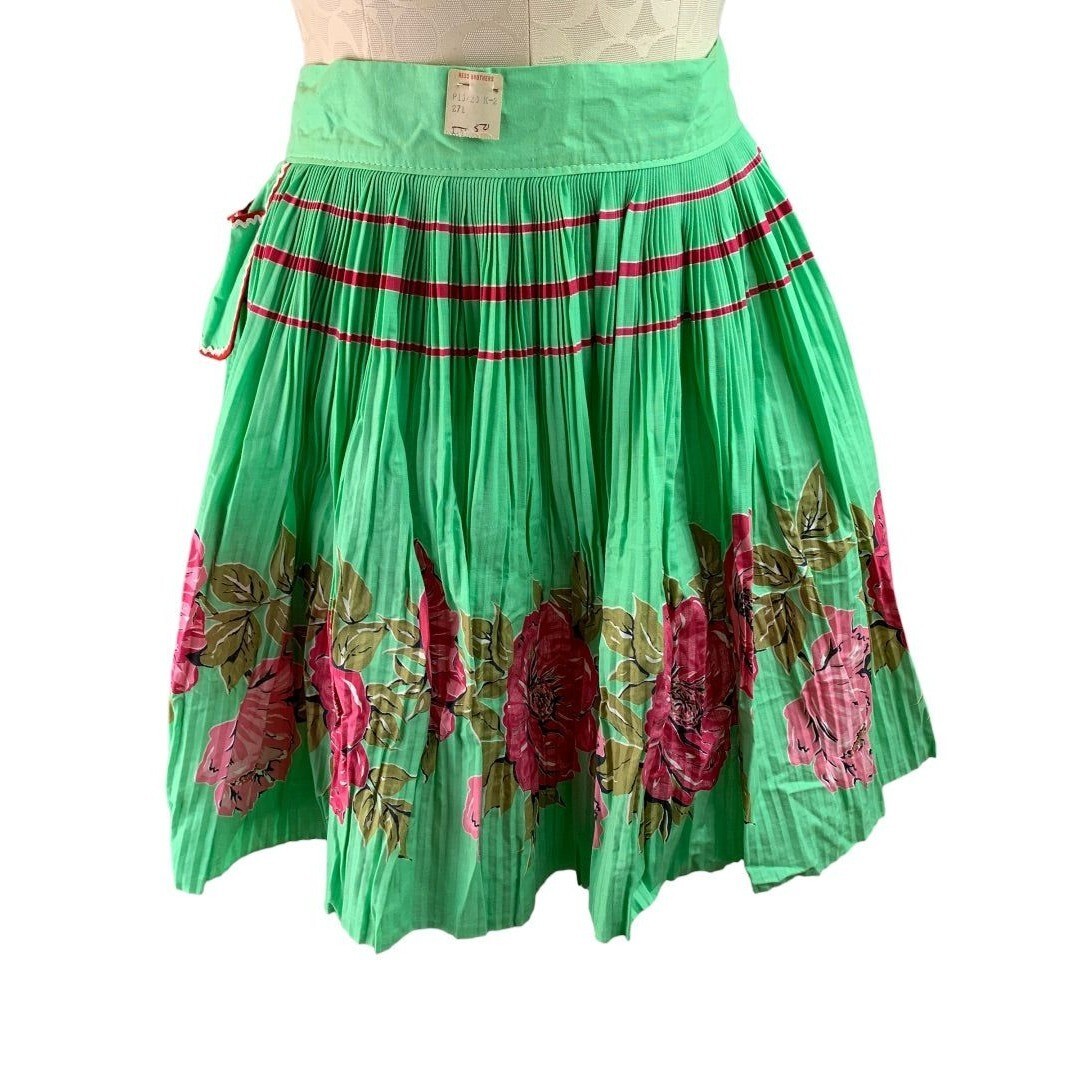 Vintage Ever-Pleat Apron by Lowenstein Sons Pleated Half Apron Green Floral New