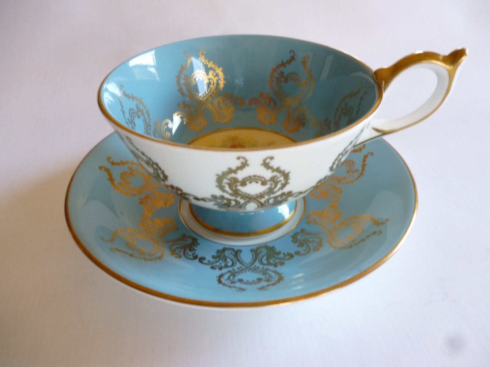 Aynsley Gold Gilt Orchard Fruit Cup Saucer #2832 Turquoise Bone China MINT COND