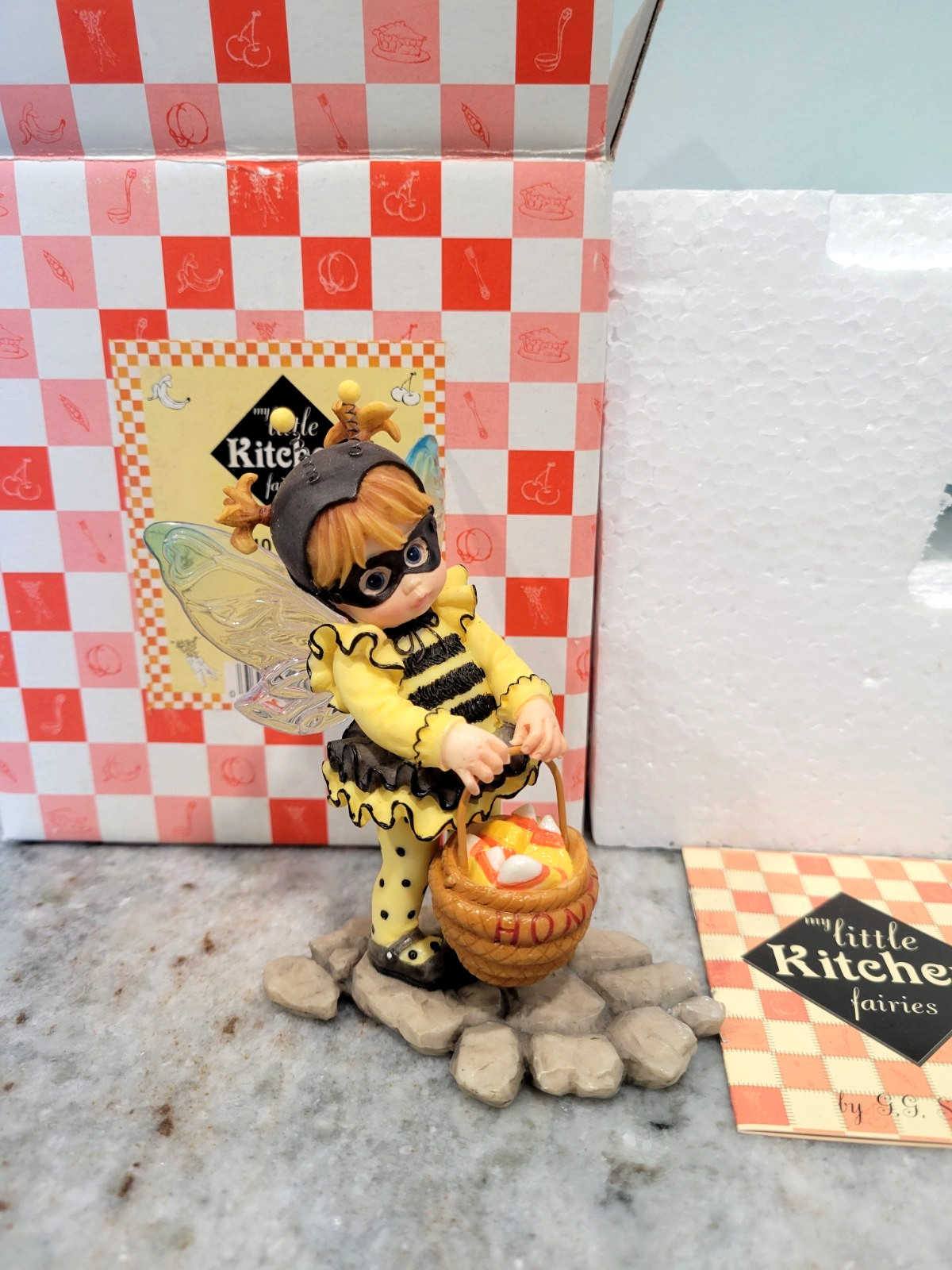 ENESCO 2008 My Little Kitchen Halloween Bumble Bee Fairie Figurine 4010978 NEW