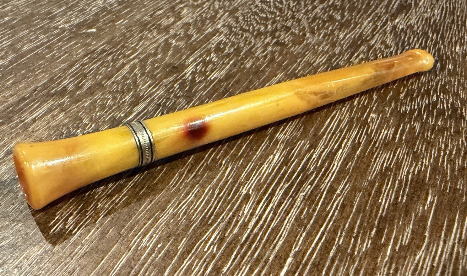 ART DECO ART NOUVEAU AMBER HONEY BUTTERSCOTCH CELLULOID CIGARETTE HOLDER 4\