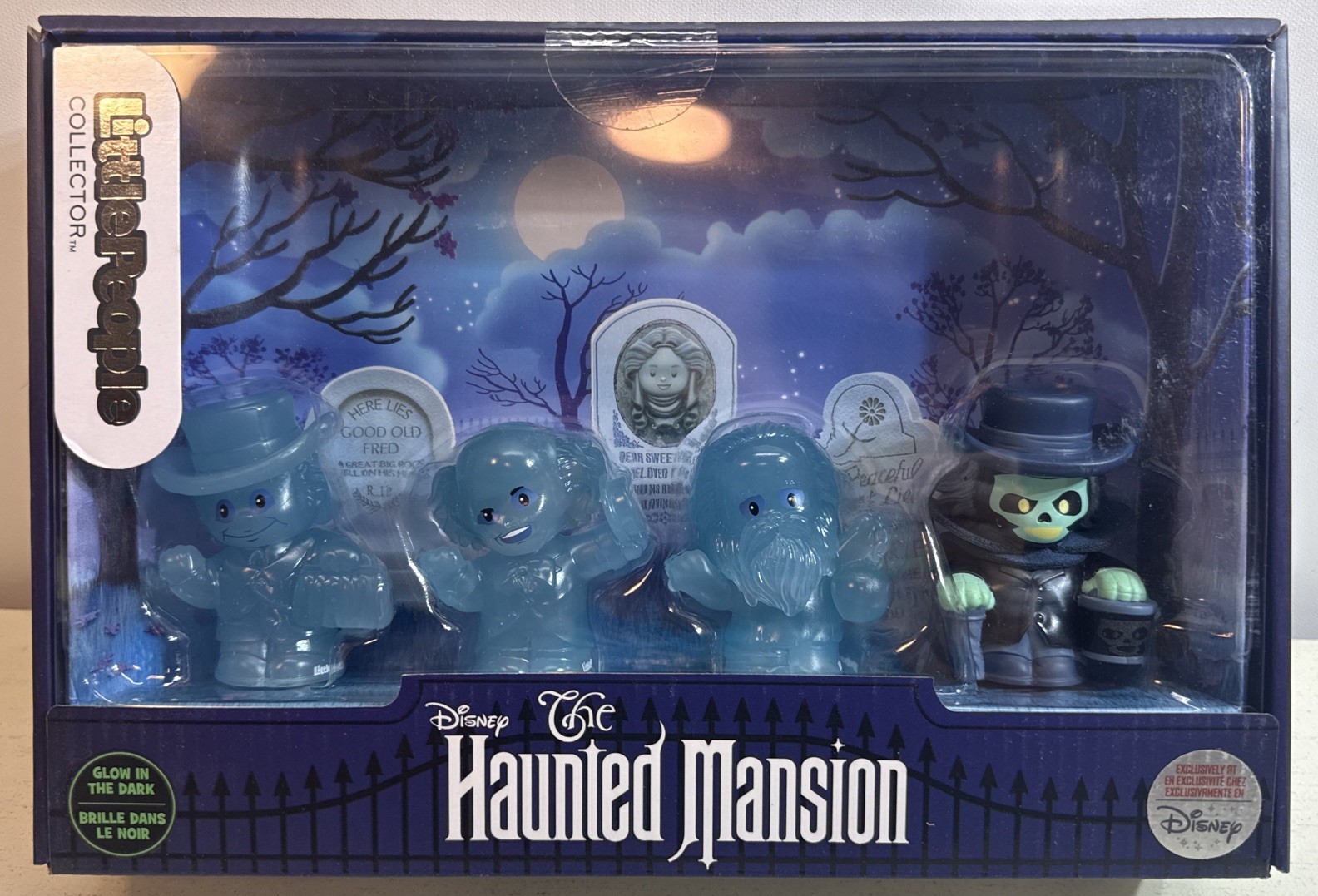 Disney EXCLUSIVE Fisher Price Little People HAUNTED MANSION 4pc Glows In Dark Disney EXCLUSIVE Fisher Price Little People HAUNTED MANSION 4pc Glows In Dark