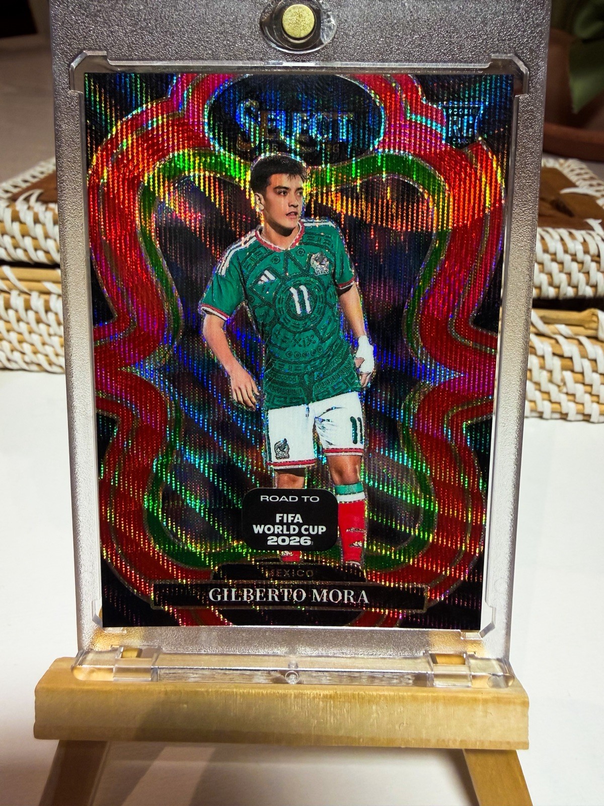 Gilberto Mora 💥⚽️ Rookie RED WAVE /68 Road to FIFA World Cup 2026 Select