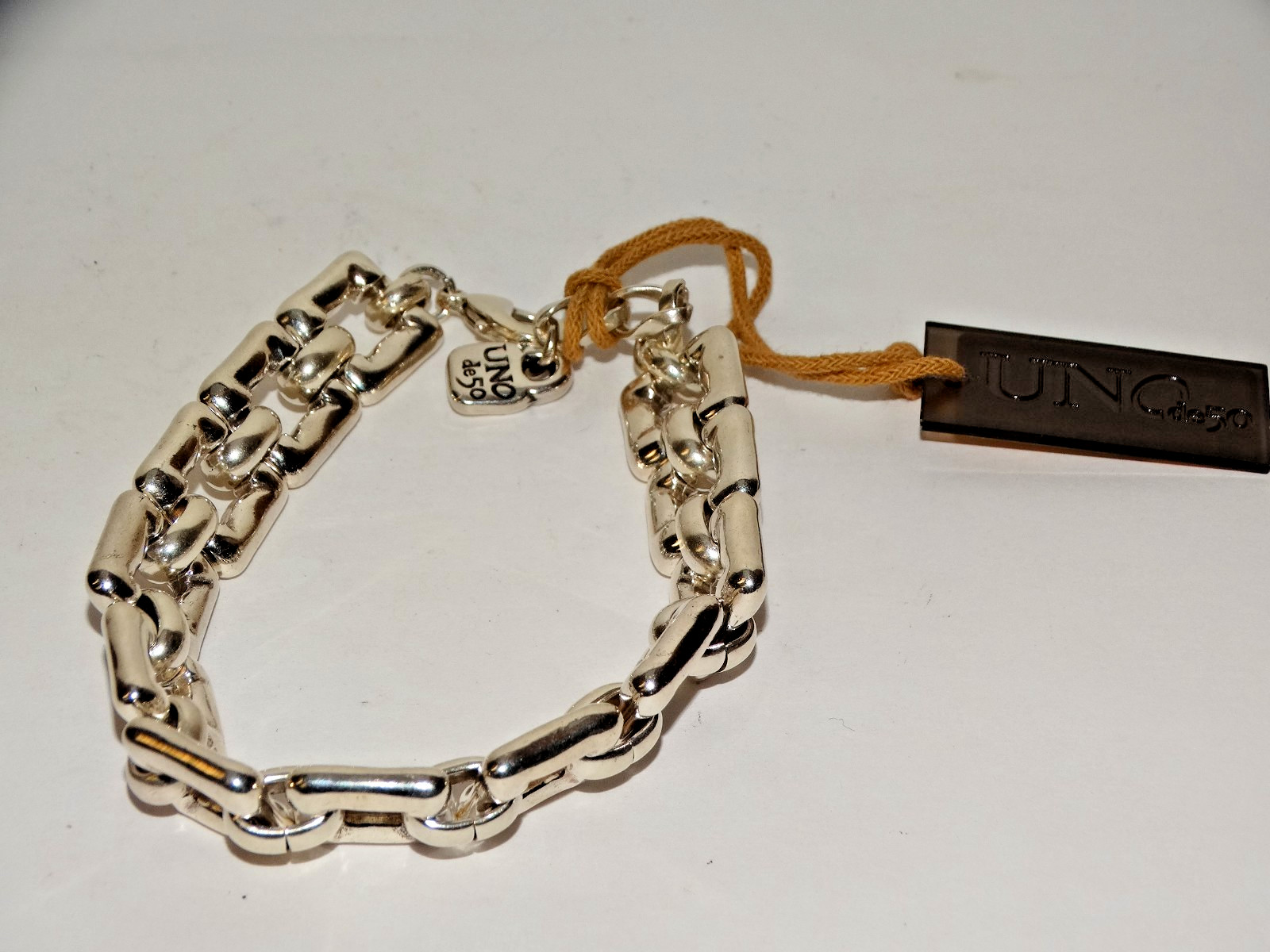 UNO DE 50 FEMME FATALE BRACELET SILVER SIZE MEDIUM PUL2241ORO0000M