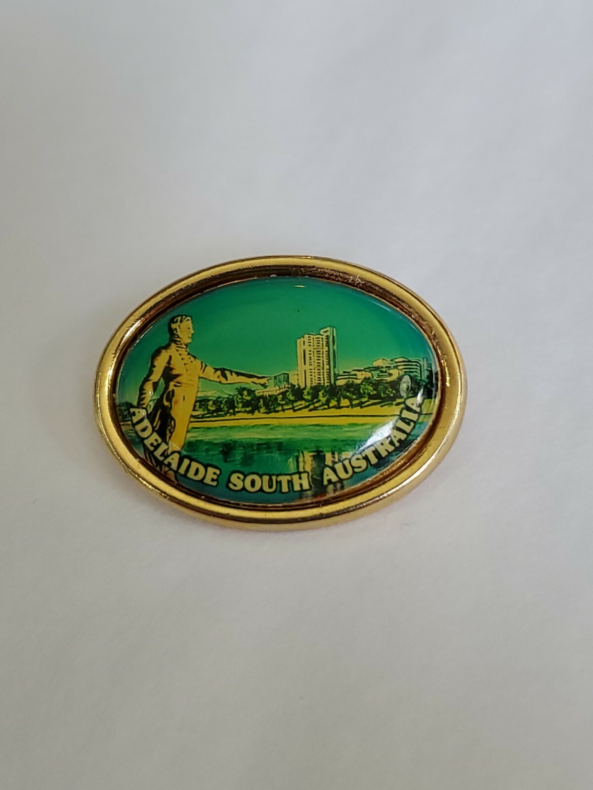 Adelaide South Australia Souvenir Lapel Hat Jacket Pin