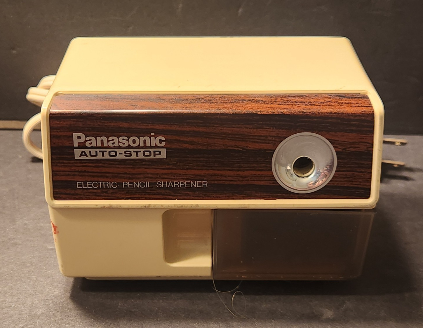 Vintage Panasonic KP-110 Auto Stop Electric Pencil Sharpener Wood Grain Japan