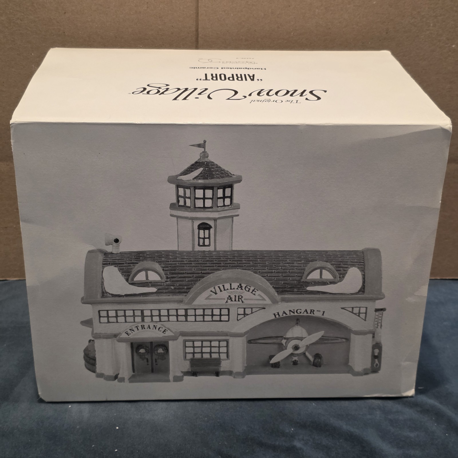 Department 56 Vintage 1992 Original Snow Village Airport #5439-9. New Open Box Department 56 Vintage 1992 Original Snow Village Airport #5439-9. New Open Box