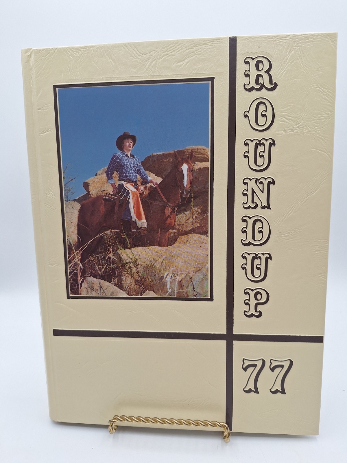 1977 ROUNDUP Yearbook  Vol. VII ~ Southwood High School ~ Shreveport, Louisiana
