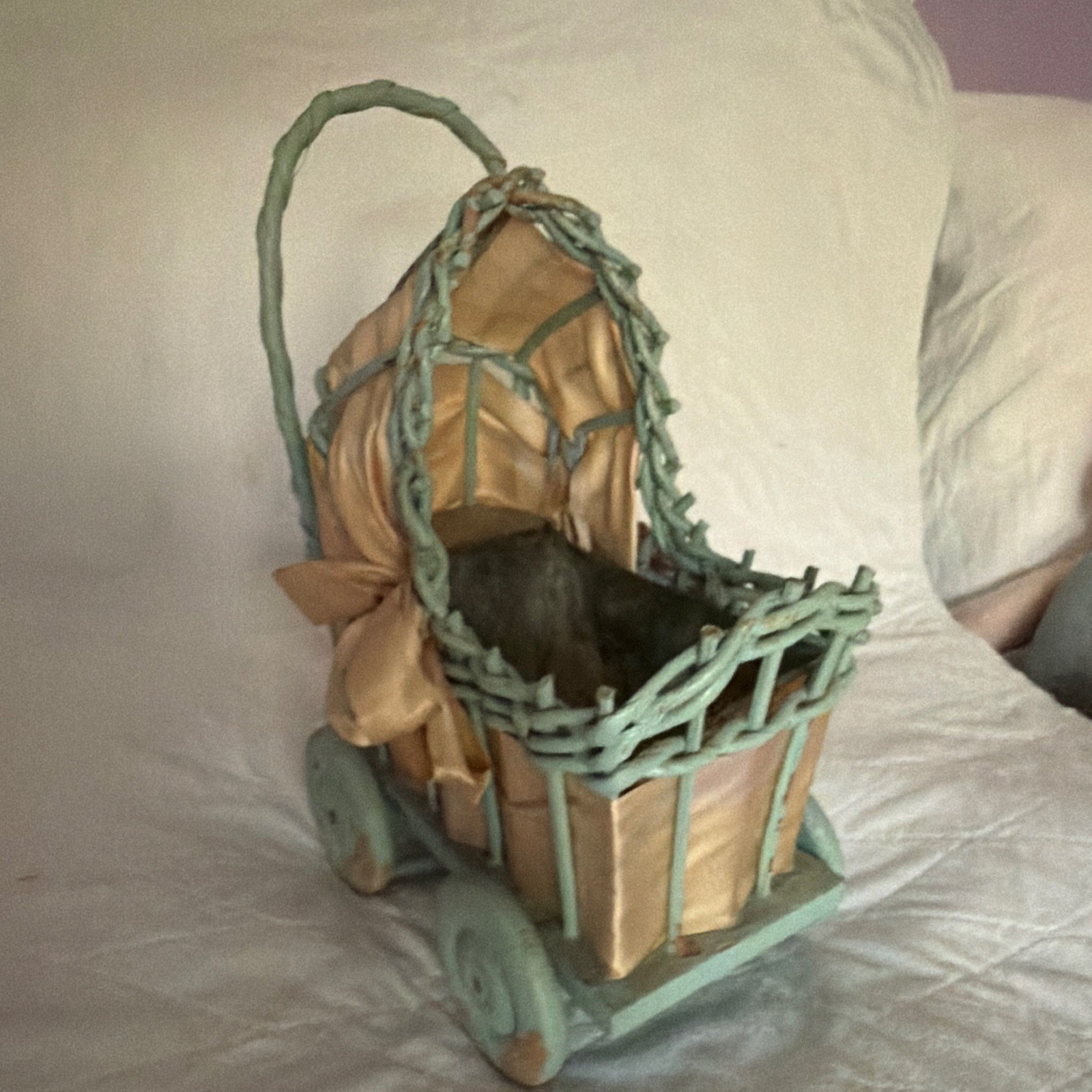 Vintage Doll Carriage Music Box. Green Wood/Metal Liner w/ Beige Fabric Canopy