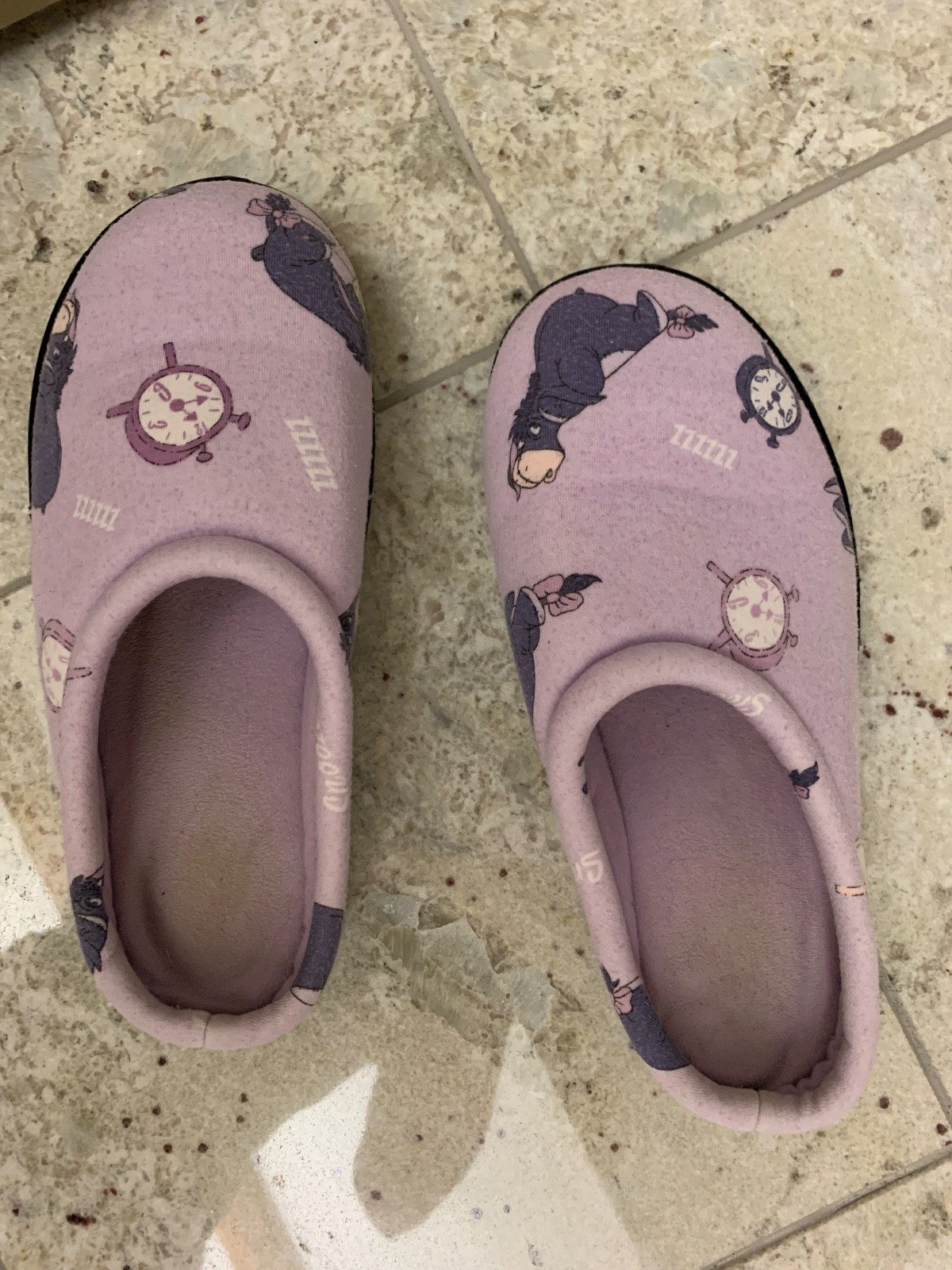 Vintage 90s Disney Eeyore Slippers – Size L (9/10) Vintage 90s Disney Eeyore Slippers – Size L (9/10)