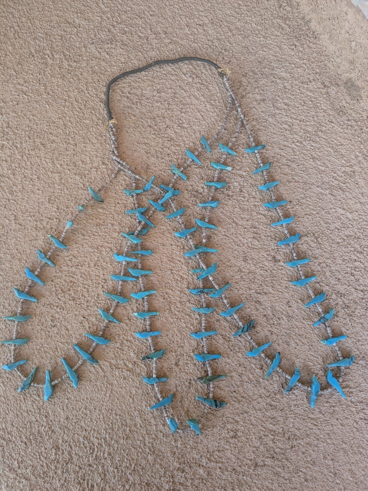 Vintage Zuni Triple Strand Hand Carved Turquoise Bird Fetish Necklace Heishi Vintage Zuni Triple Strand Hand Carved Turquoise Bird Fetish Necklace Heishi