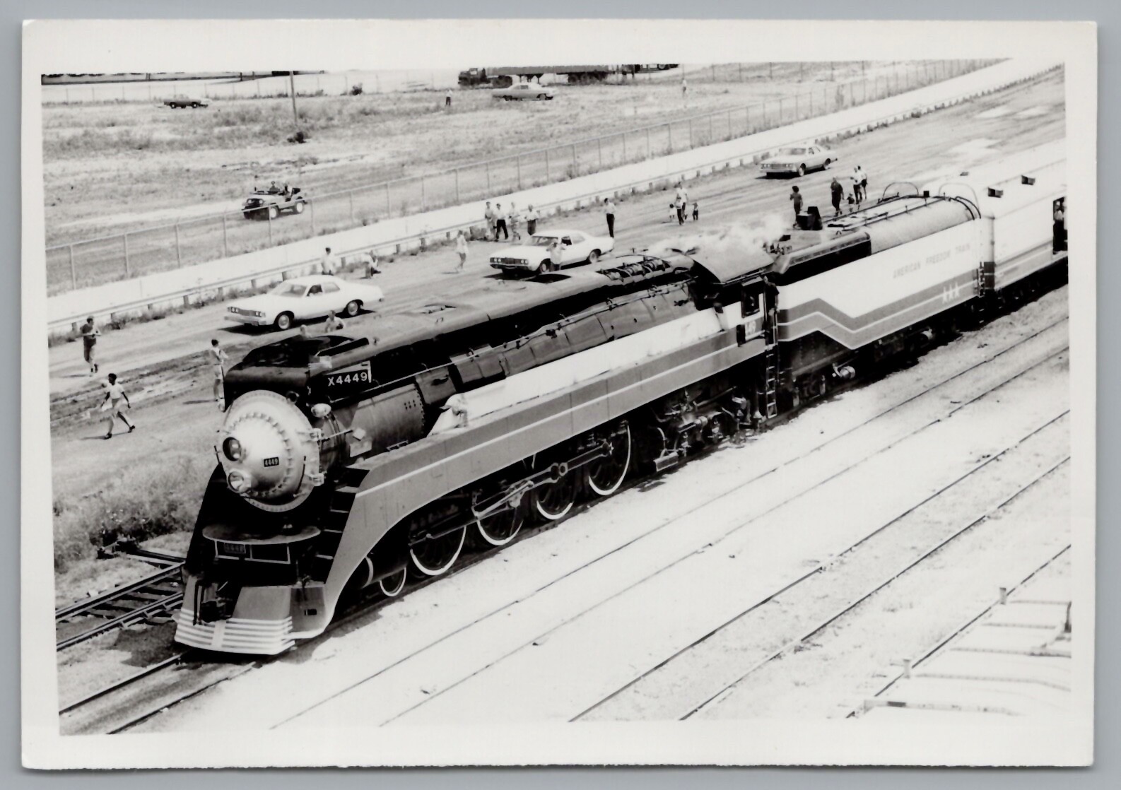 Railroad Photo - American Freedom Train #4449 4-8-4 Locomotive 1975 Proviso IL