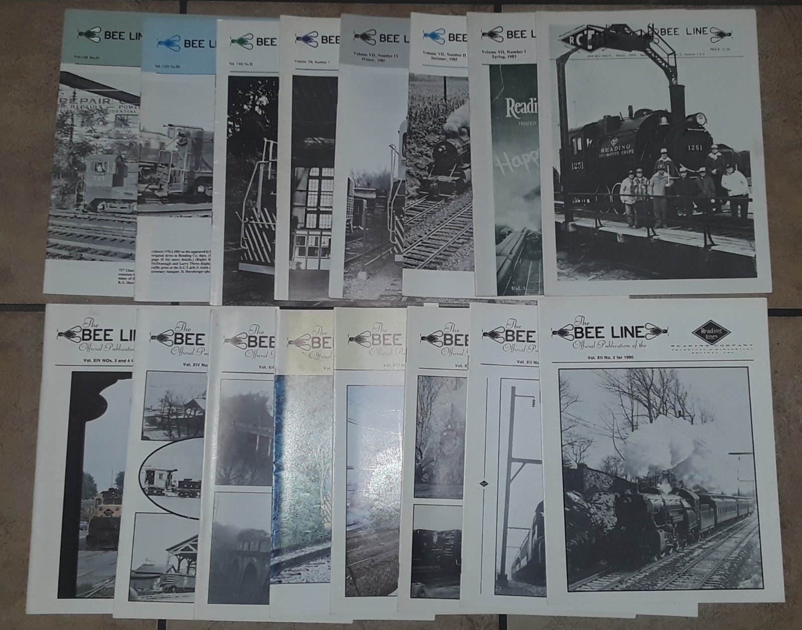 Reading Railroad Bee Line Magazine Lot 16 Issues Dated 1983 - 1992 See List  VG