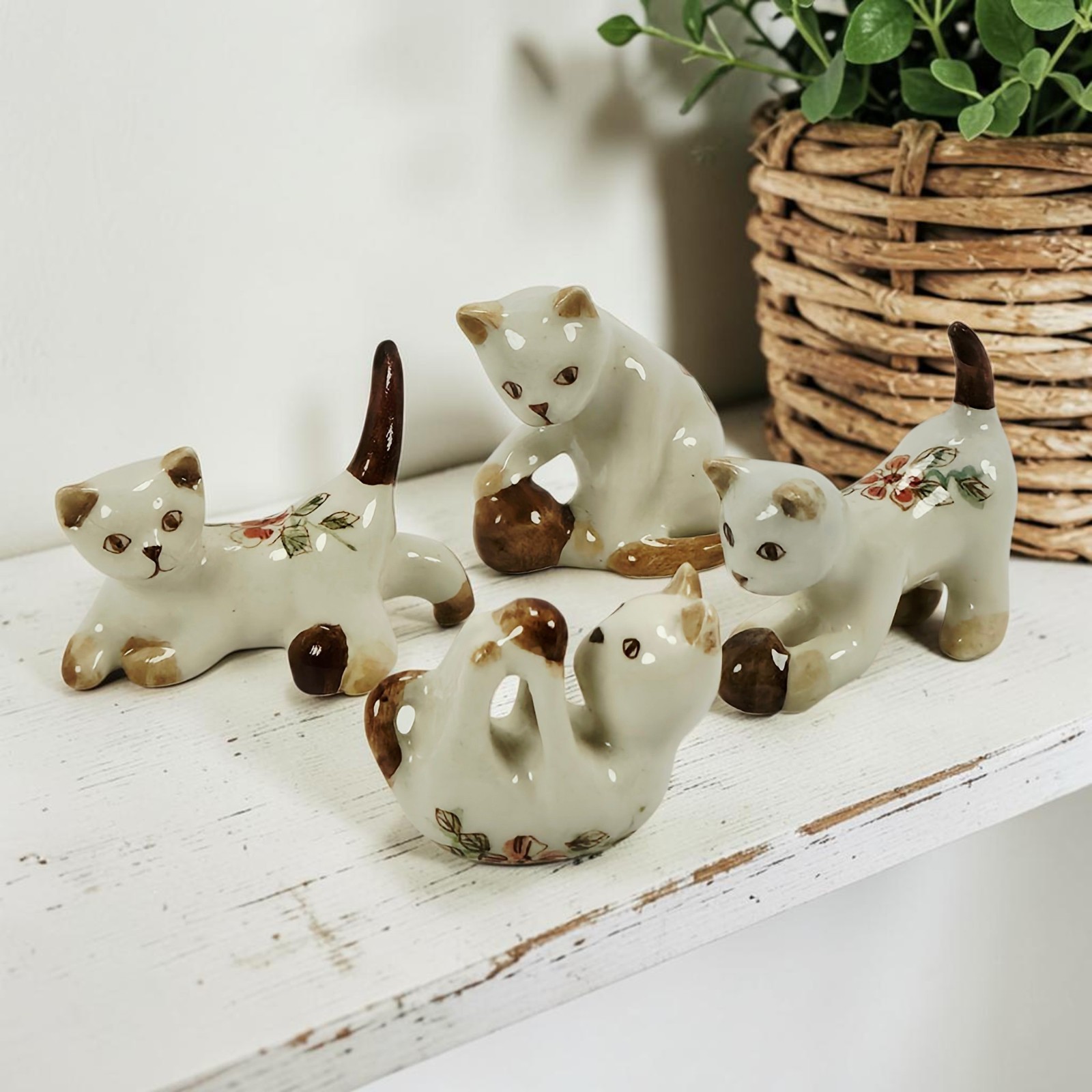 4 VTG Klima Hand Painted Set Floral Miniature Playful Kitty Cats Porcelain 1.75
