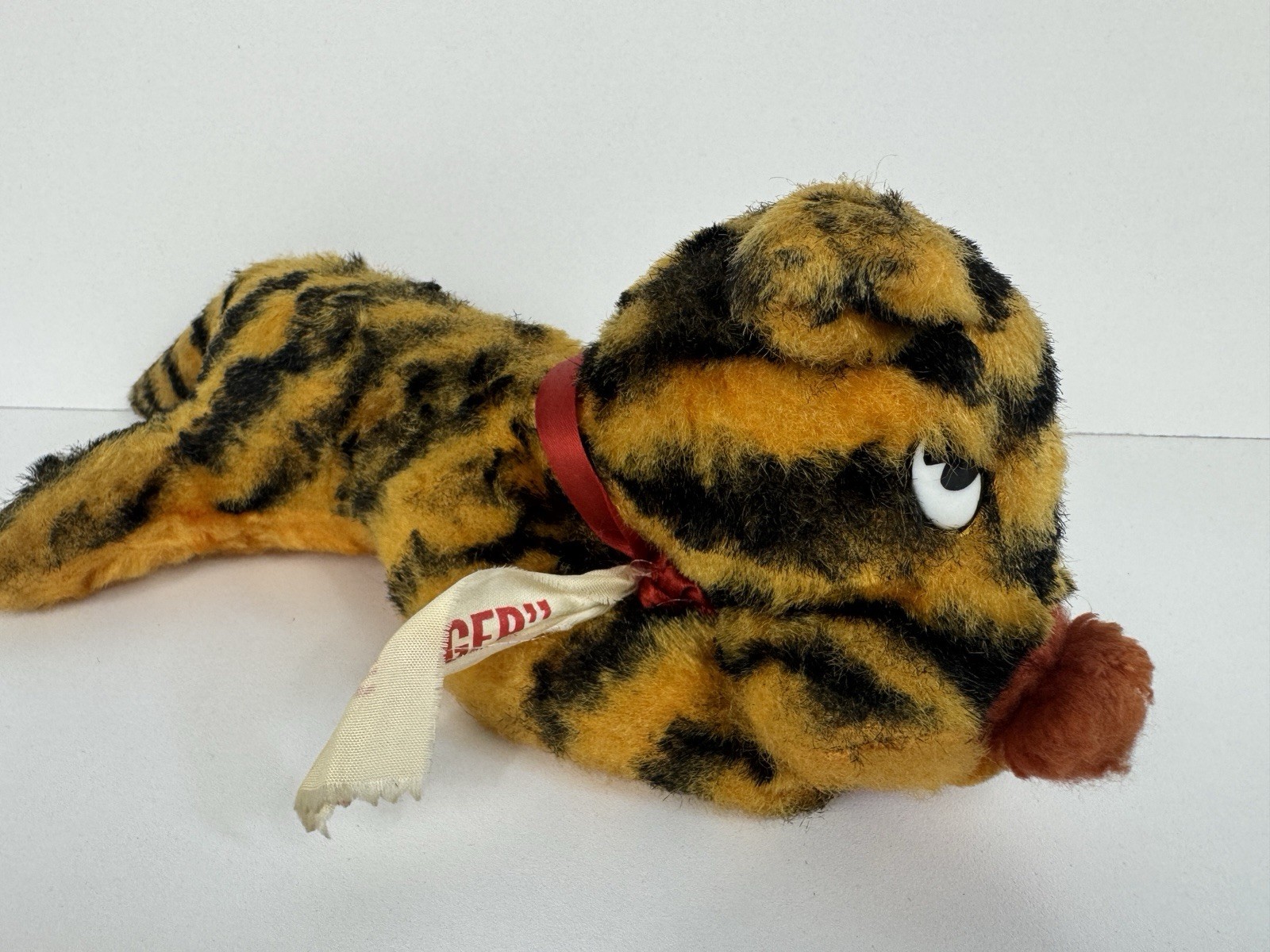 Vintage GUND Disney Tigger Plush Winnie the Pooh J Swedlin Original Ribbons 1963