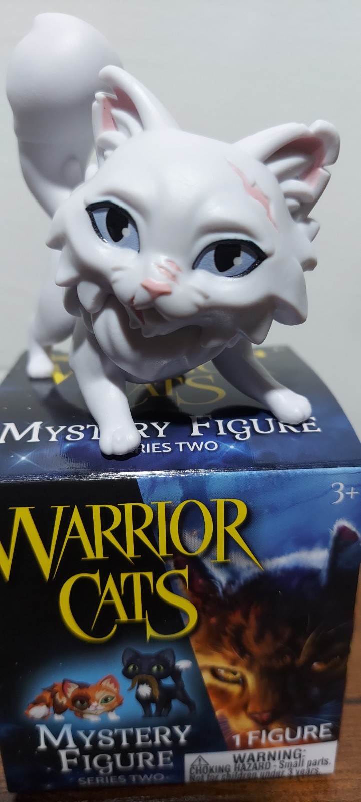 Warrior Cats Series Two Mystery Box Figure Cloudtail Collectible