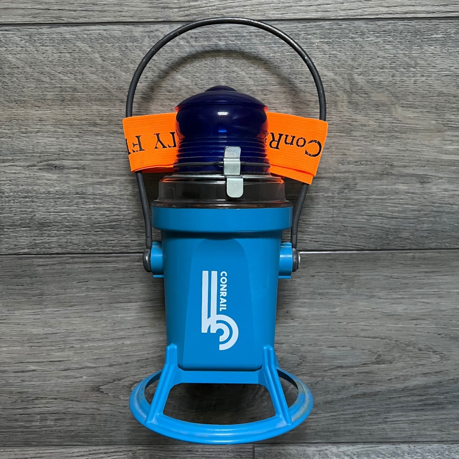 Vintage Starlite 215-TL Conrail Railroad Blue Warning Lantern Vintage Starlite 215-TL Conrail Railroad Blue Warning Lantern