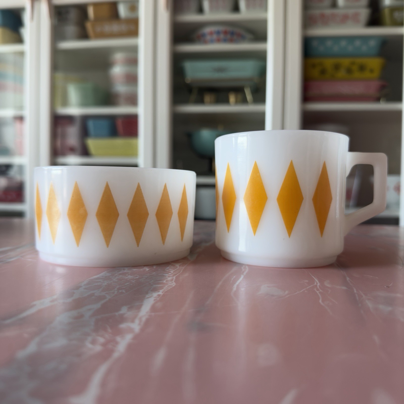 Vintage FIRE KING 💛 Harlequin YELLOW Diamonds Pyrex Glass Cereal Bowl Mug SET