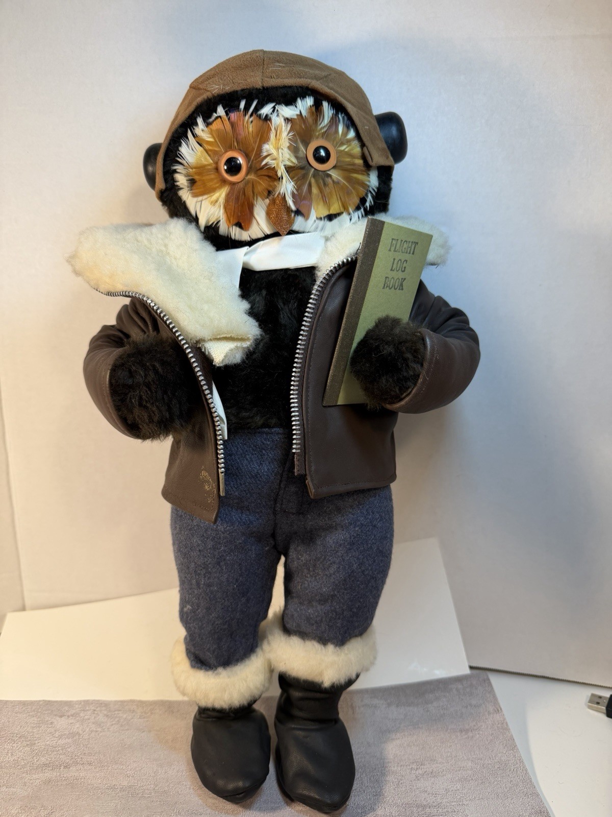 Vintage Abercrombie & Fitch London Owl Company Aviator Pilot 18” Flight Log