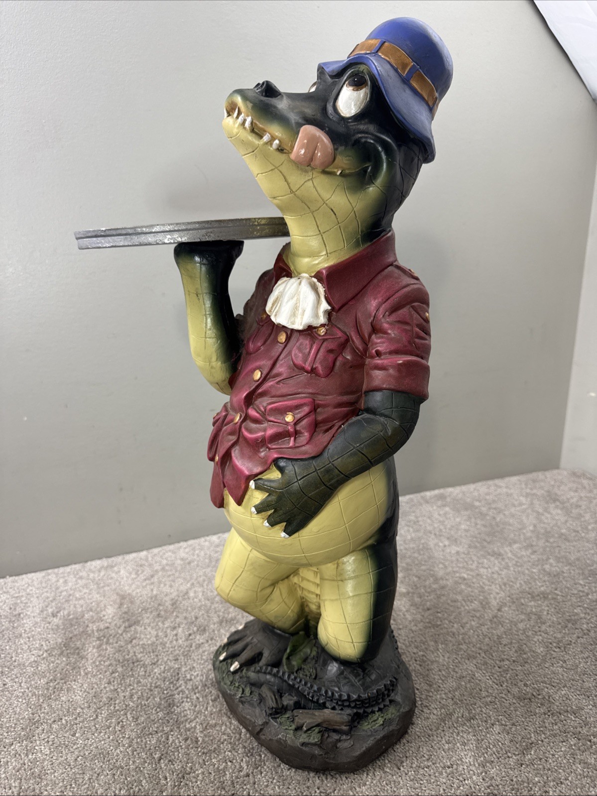 Large Crocodile Butler Statue 22\