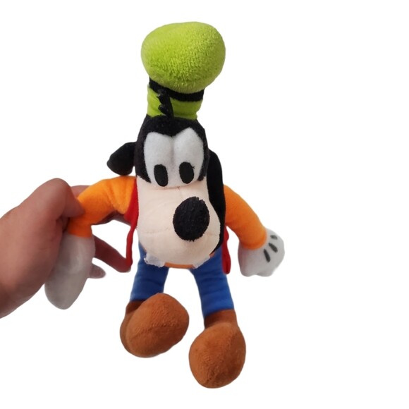Disney Store Goofy Small Stuff Animal Plush Toy Disney Store Goofy Small Stuff Animal Plush Toy