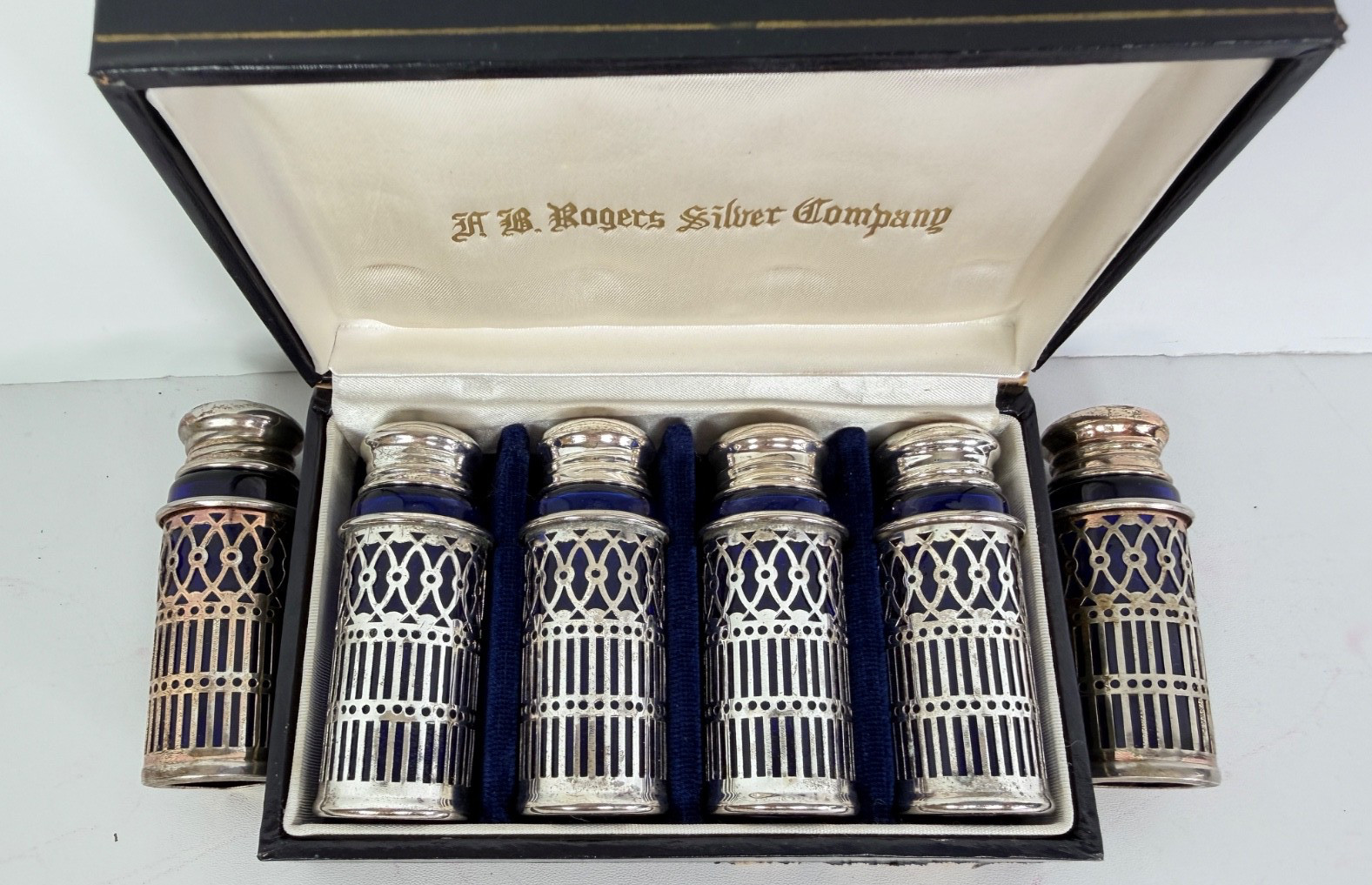 Vtg Cobalt Silver Salt & Pepper Shakers FB Rogers Silver Co w/box (4) + 2 Vtg Cobalt Silver Salt & Pepper Shakers FB Rogers Silver Co w/box (4) + 2