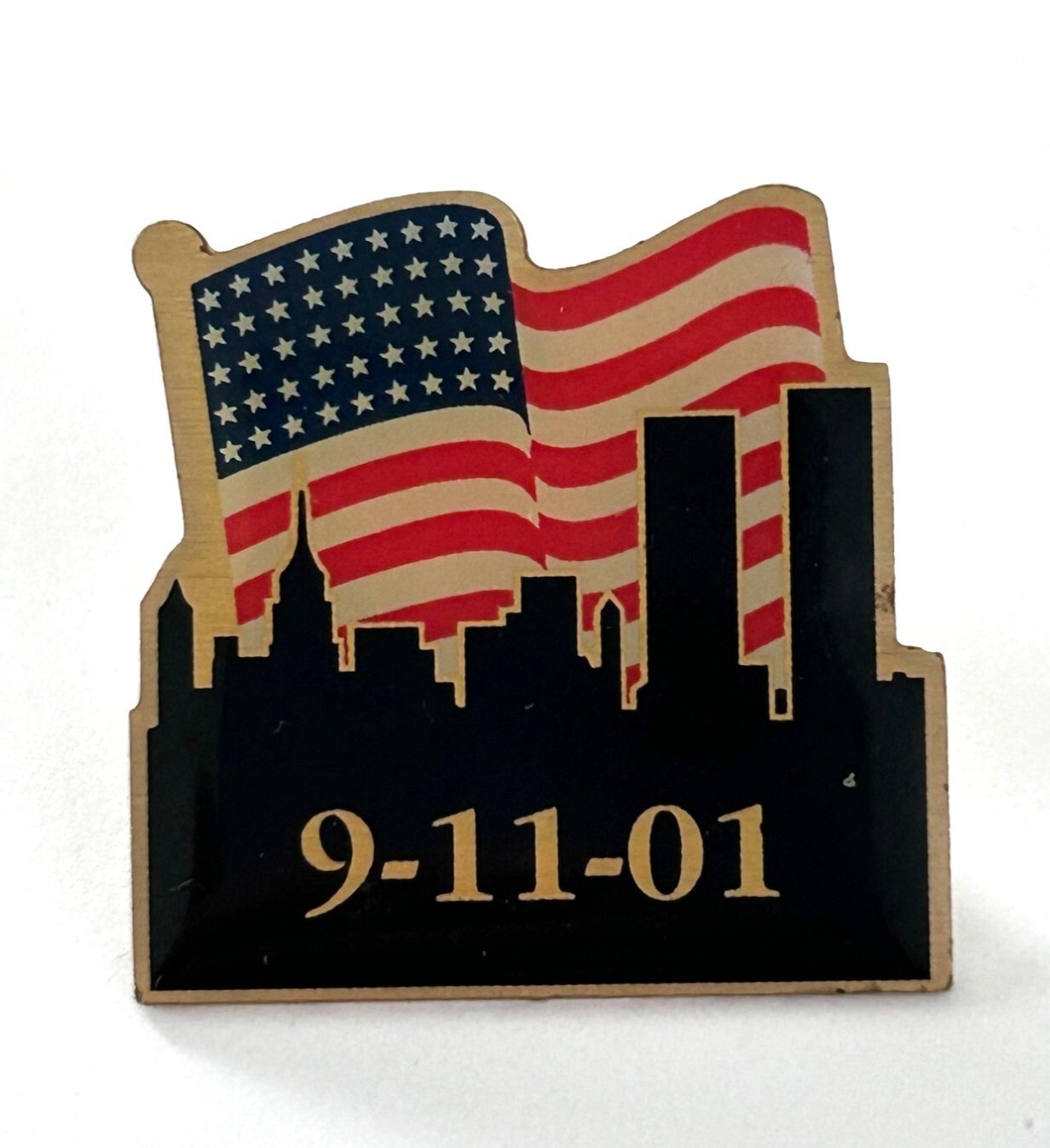 Vintage 9-11-01 Commemorative American Flag Skyline NY City Enamel Lapel Pin