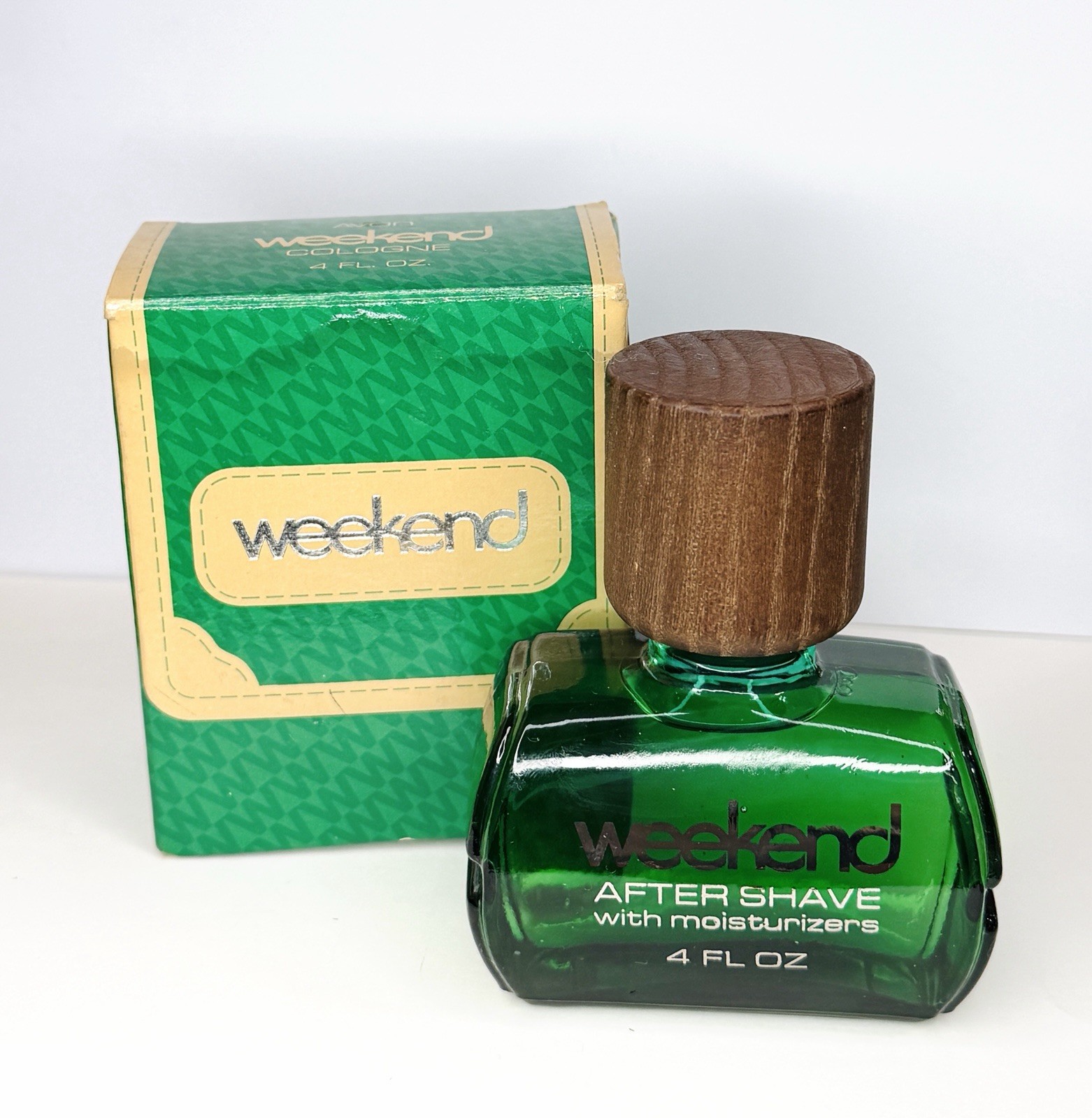 Vintage 1980's Avon Weekend After Shave with Moisturizers 4 Oz Men's Fragrance