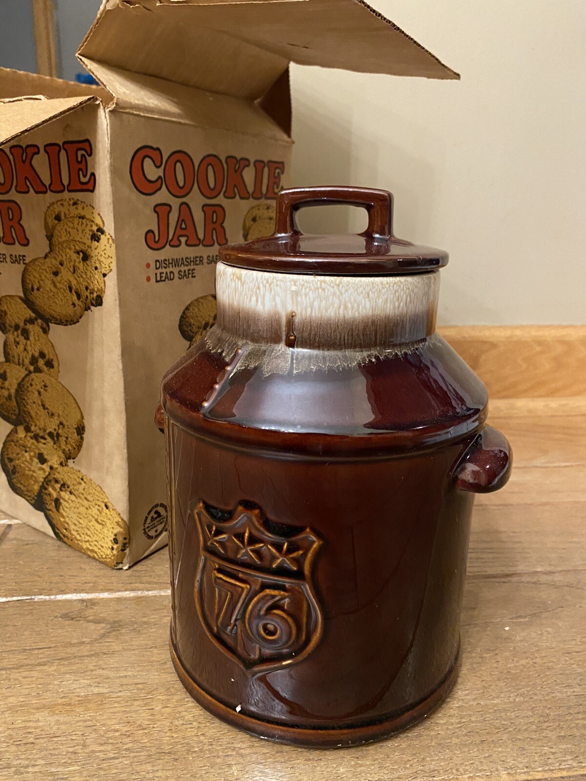 Vintage McCoy Pottery Bicentennial 76 Brown Drip Milk Jug Cookie Jar In Box