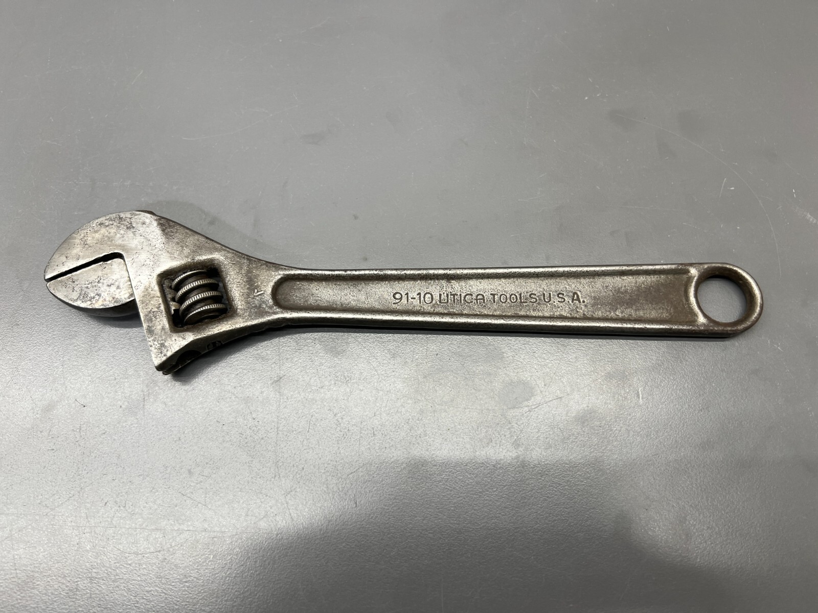 VINTAGE UTICA TOOLS 91-10 10\