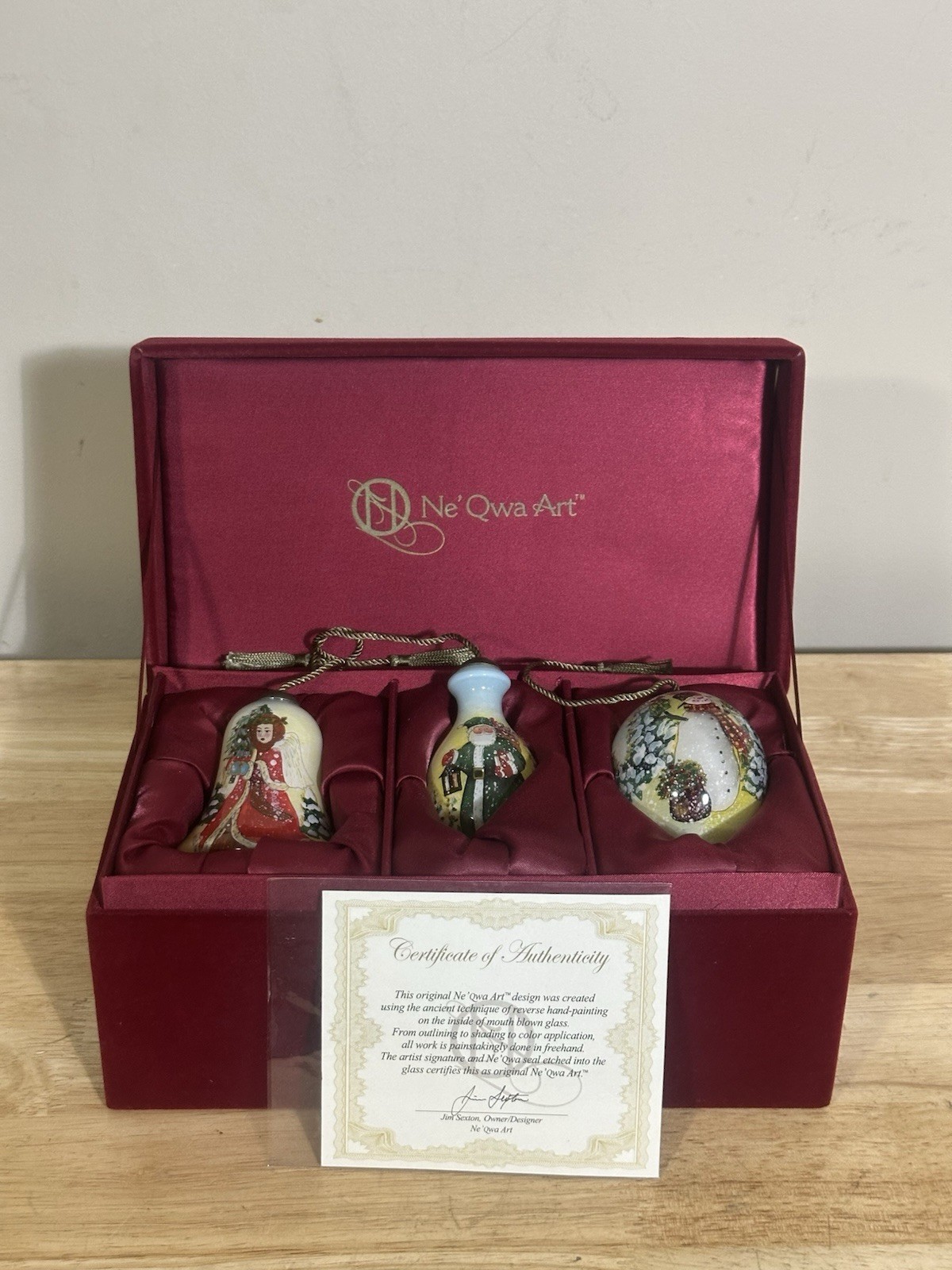 Ne’Qwa Art Christmas Handmade Glass Ornament Box COA Beautiful Set Ne’Qwa Art Christmas Handmade Glass Ornament Box COA Beautiful Set