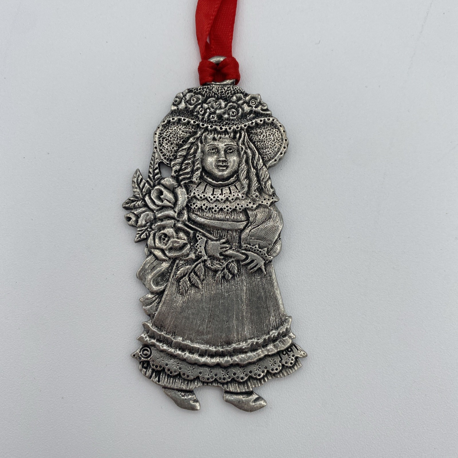 1990’s Heritage Fine Pewter Christmas Holiday Ornament Girl Rose Roses Arizona 1990’s Heritage Fine Pewter Christmas Holiday Ornament Girl Rose Roses Arizona