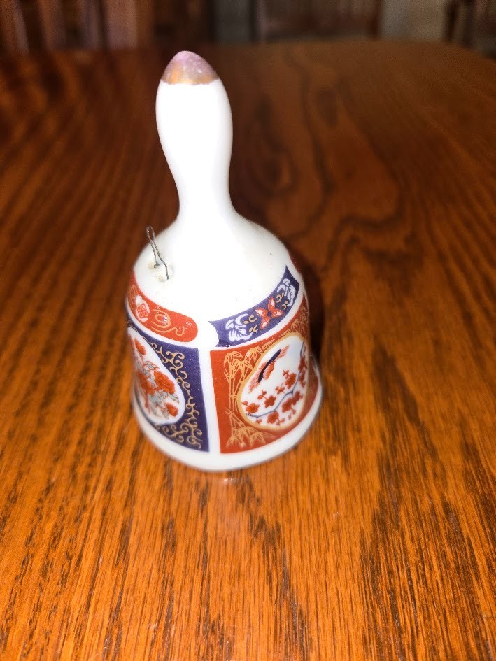 Vintage Small Porcelain Imari Bell Vintage Small Porcelain Imari Bell