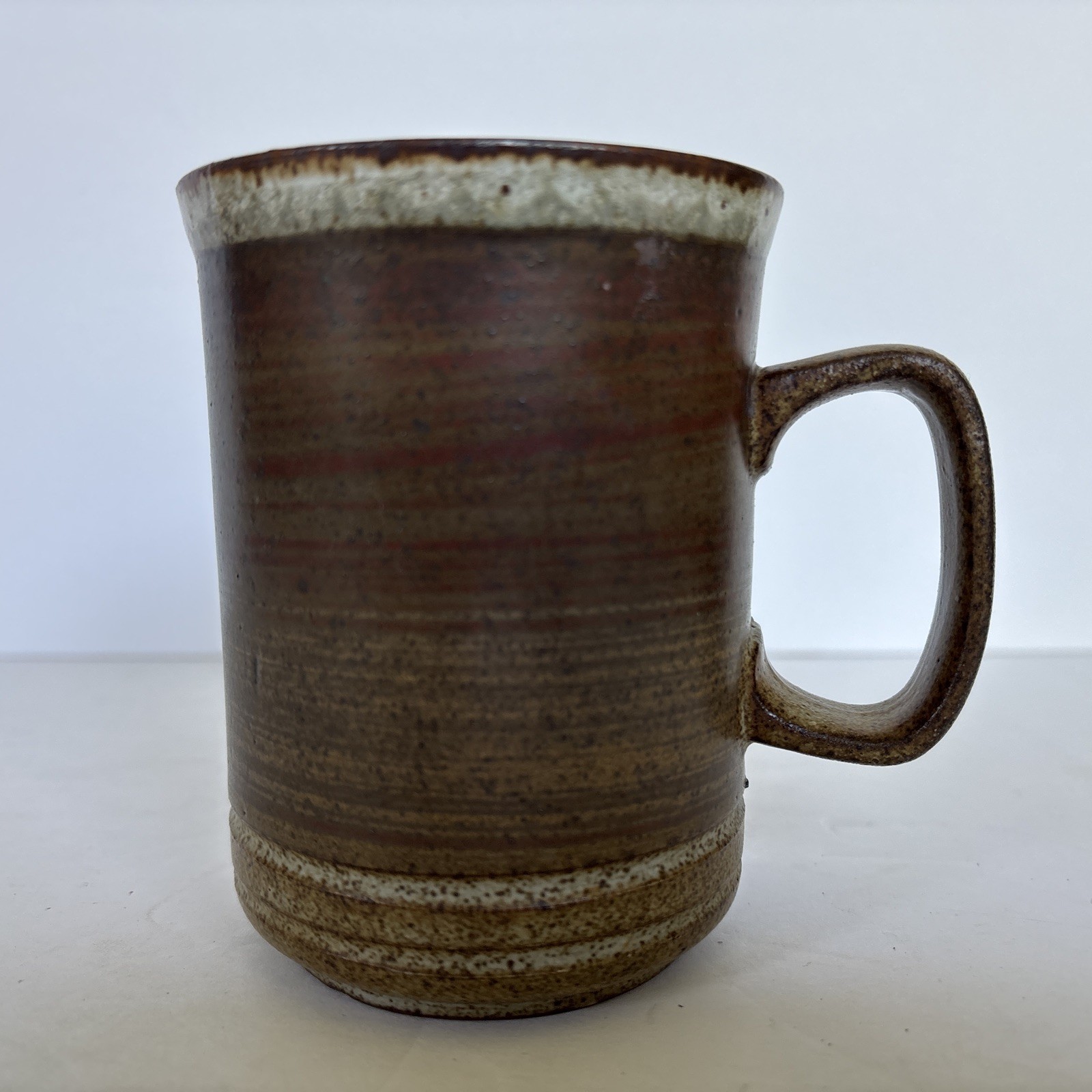 DUNOON CERAMICS GIRLS TALKING  IN TREES STONEWARE MUG 8 OZ. MADE IN SCOTLAND