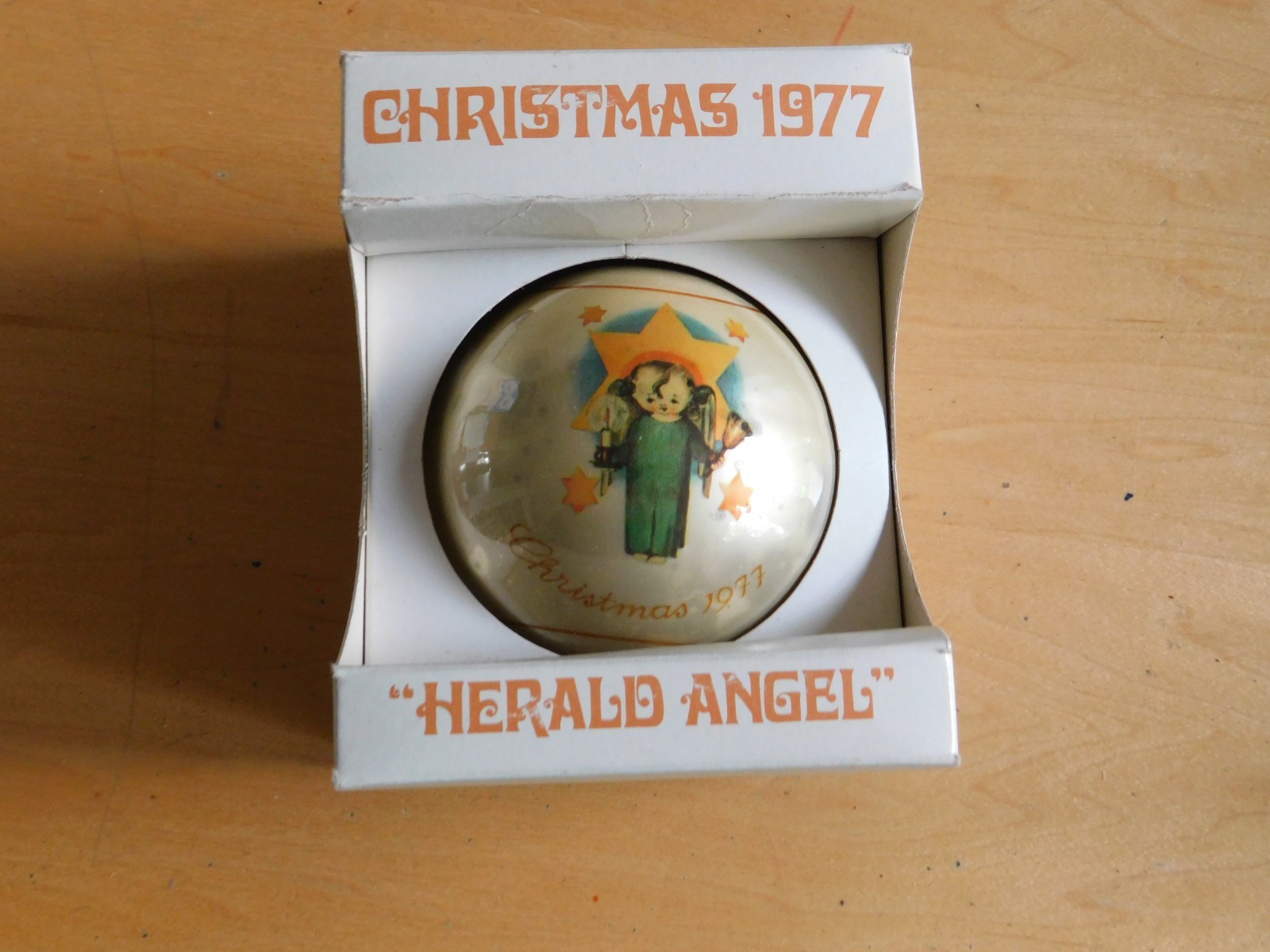 Schmid Limited Edition Hanging Angel Christmas Ornament 1977 Multicolor Schmid Limited Edition Hanging Angel Christmas Ornament 1977 Multicolor